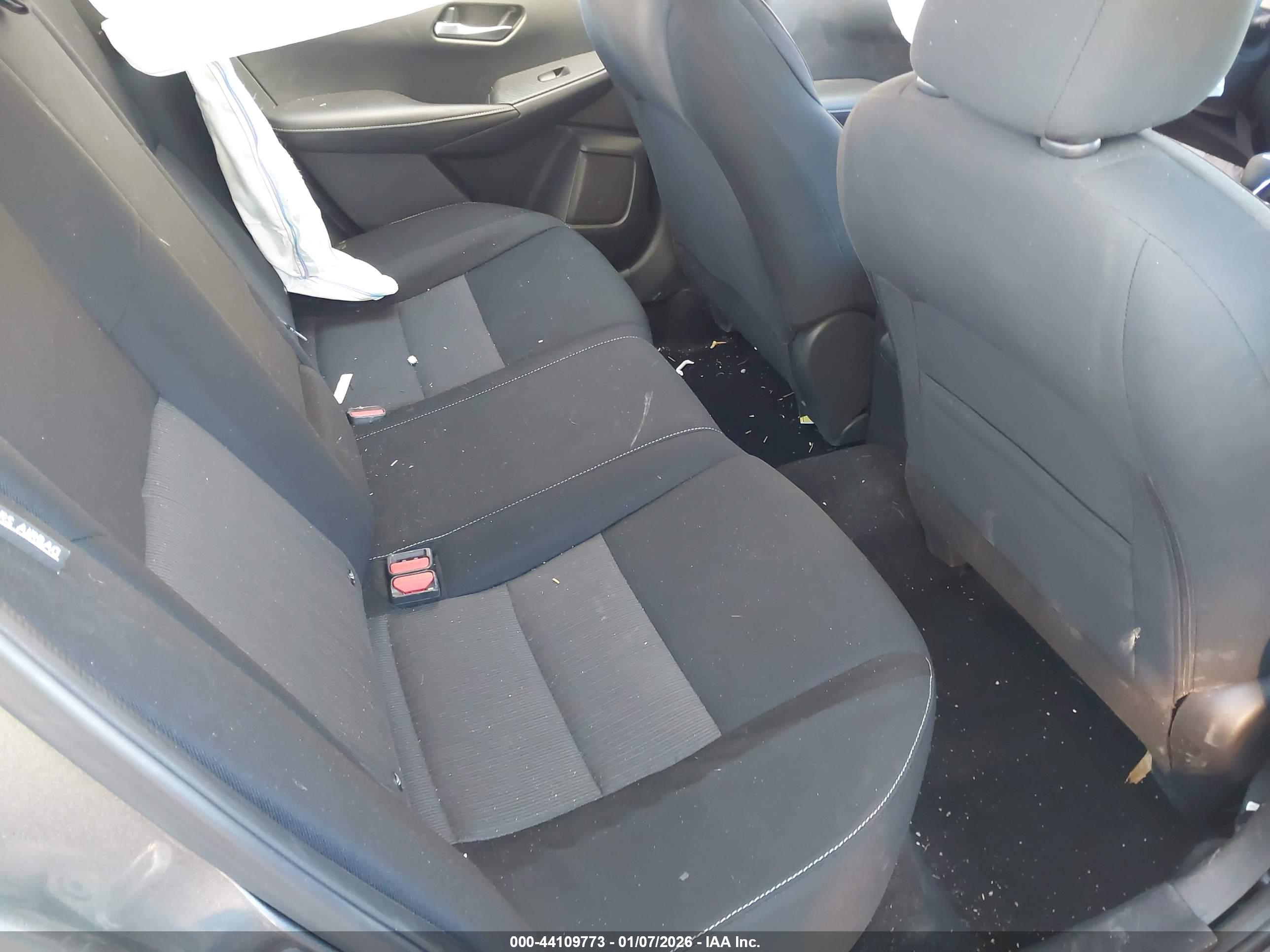 NISSAN SENTRA image 8