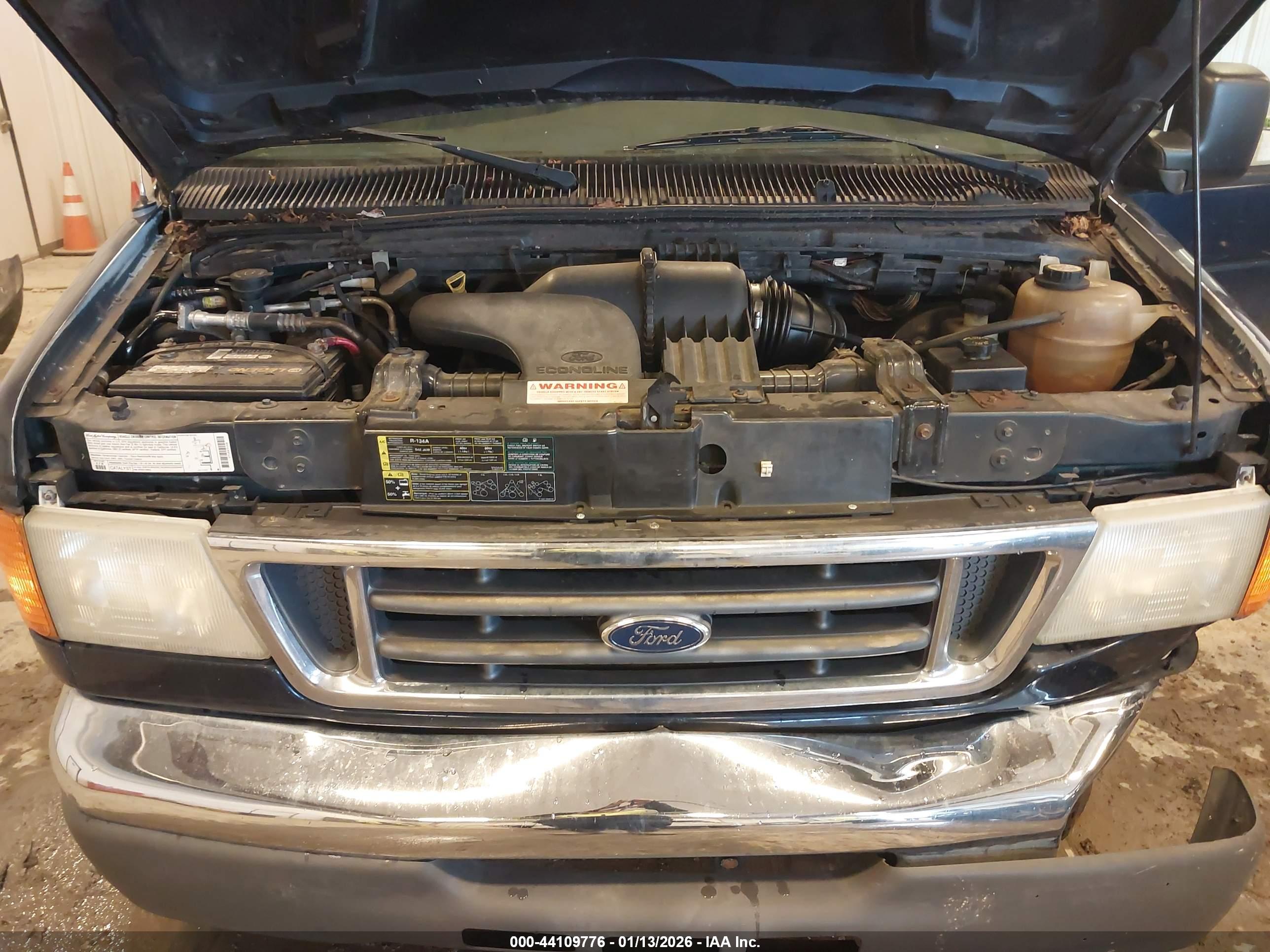 FORD E-150 image 10