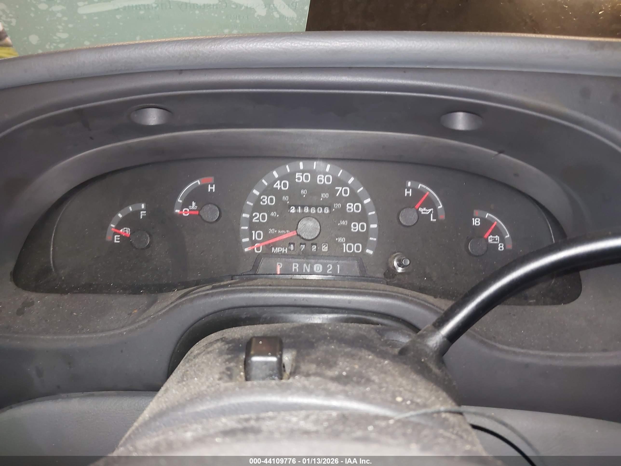 FORD E-150 image 7