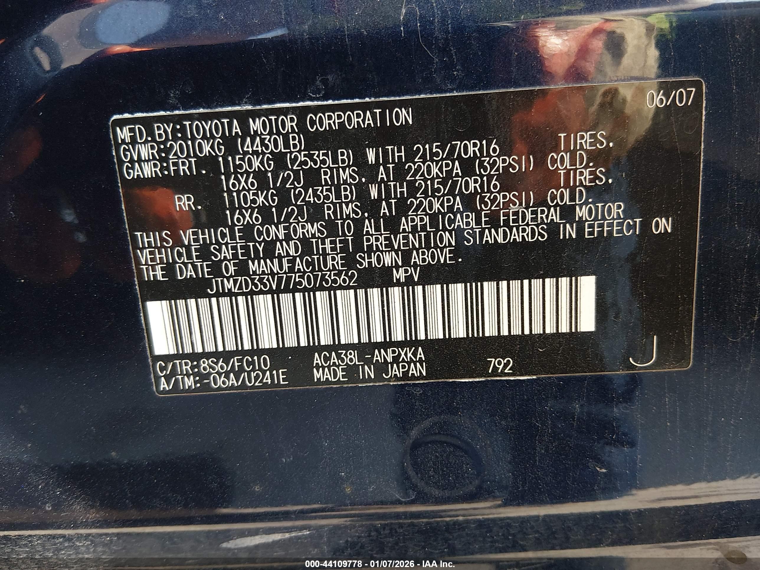 TOYOTA RAV4 image 9