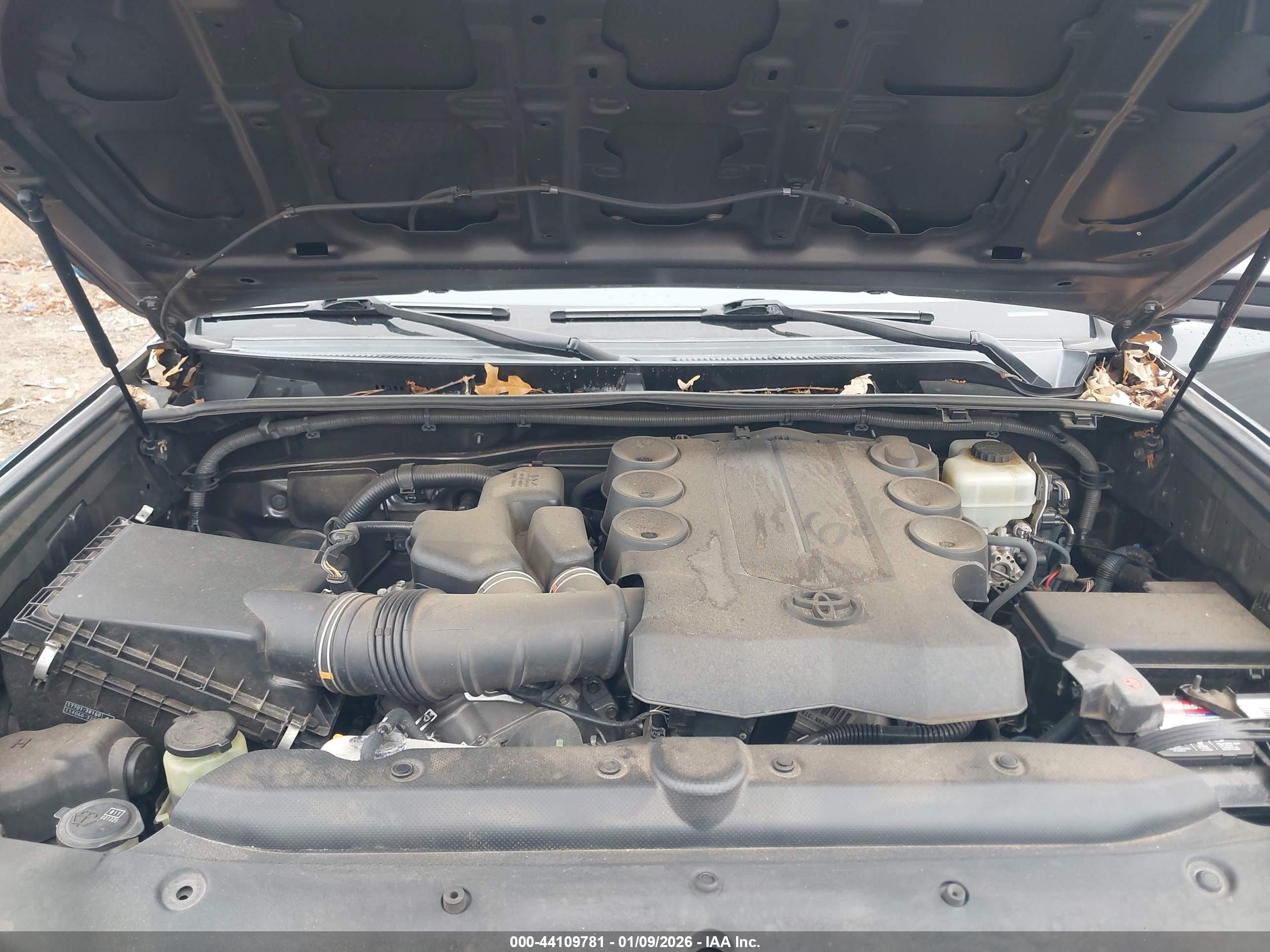 TOYOTA 4RUNNER image 10