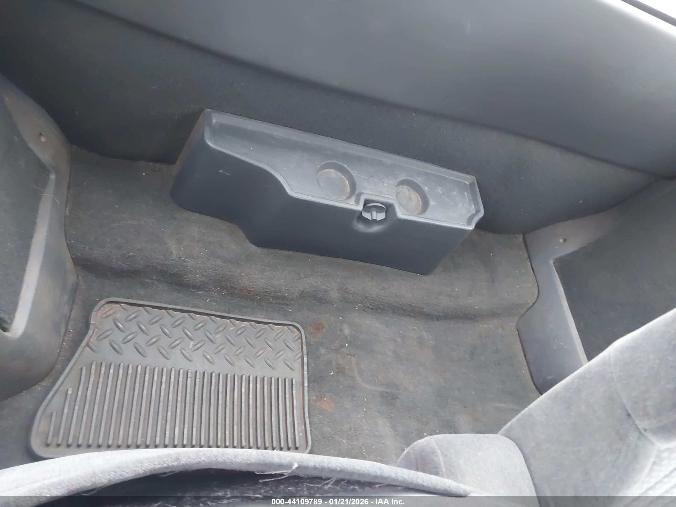CHEVROLET S-10 image 8