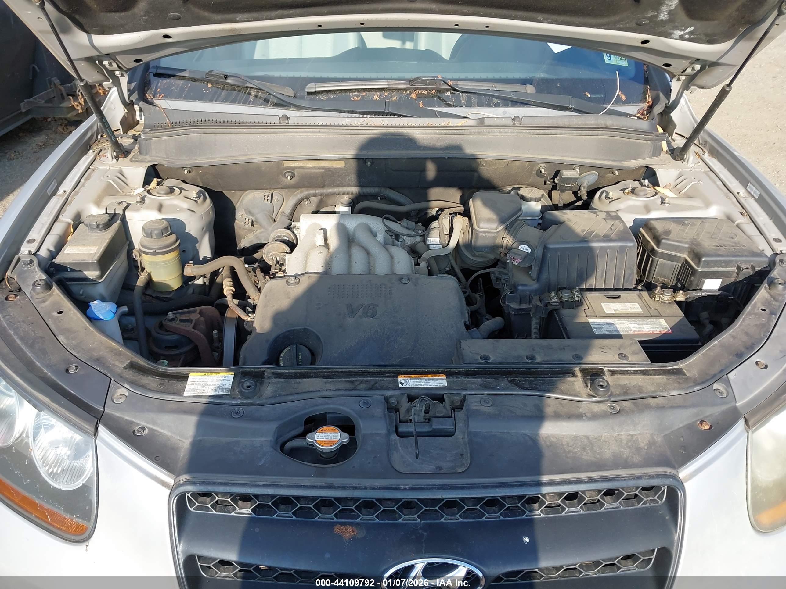 HYUNDAI SANTA image 10