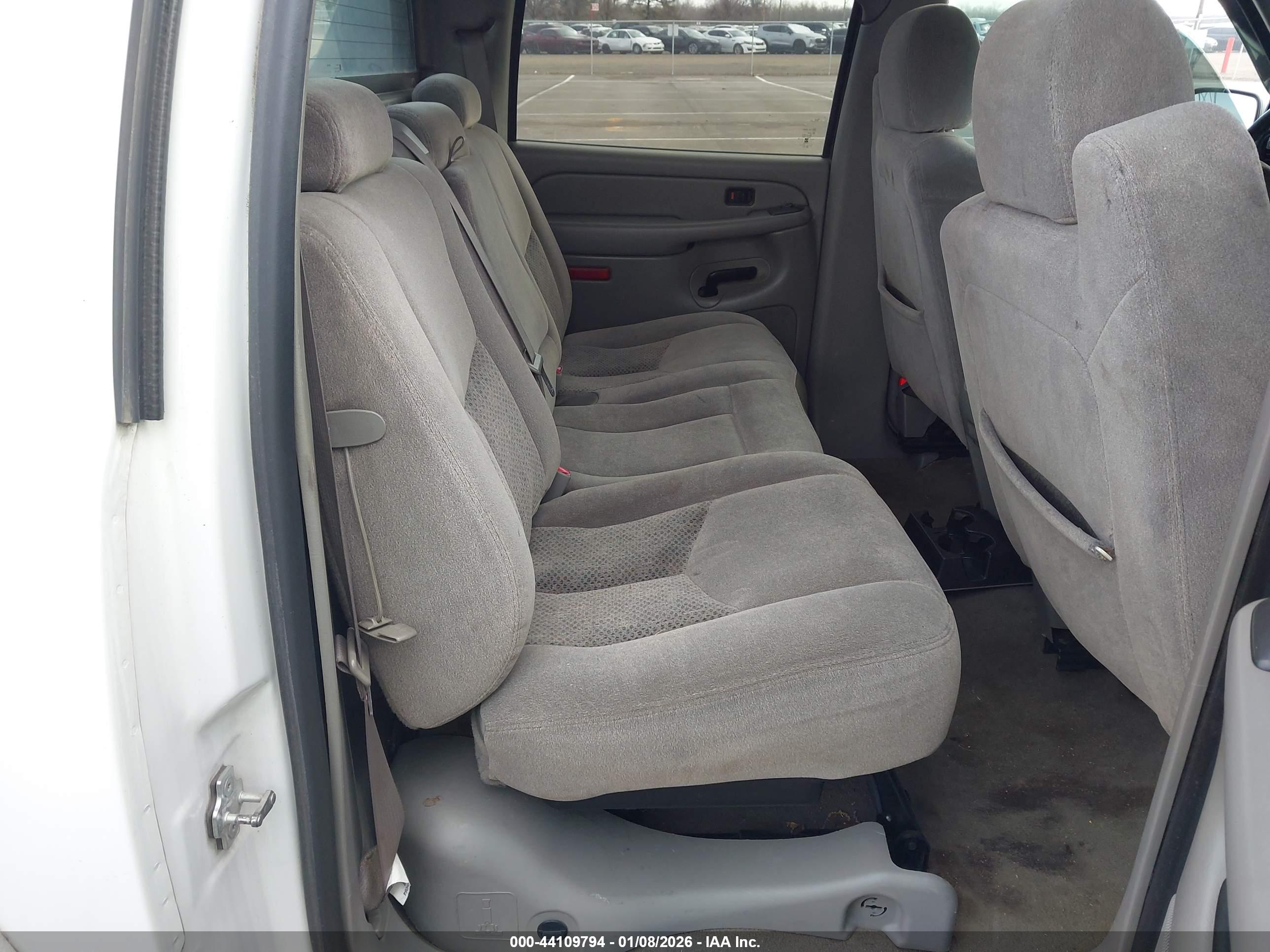 CHEVROLET AVALANCHE image 8
