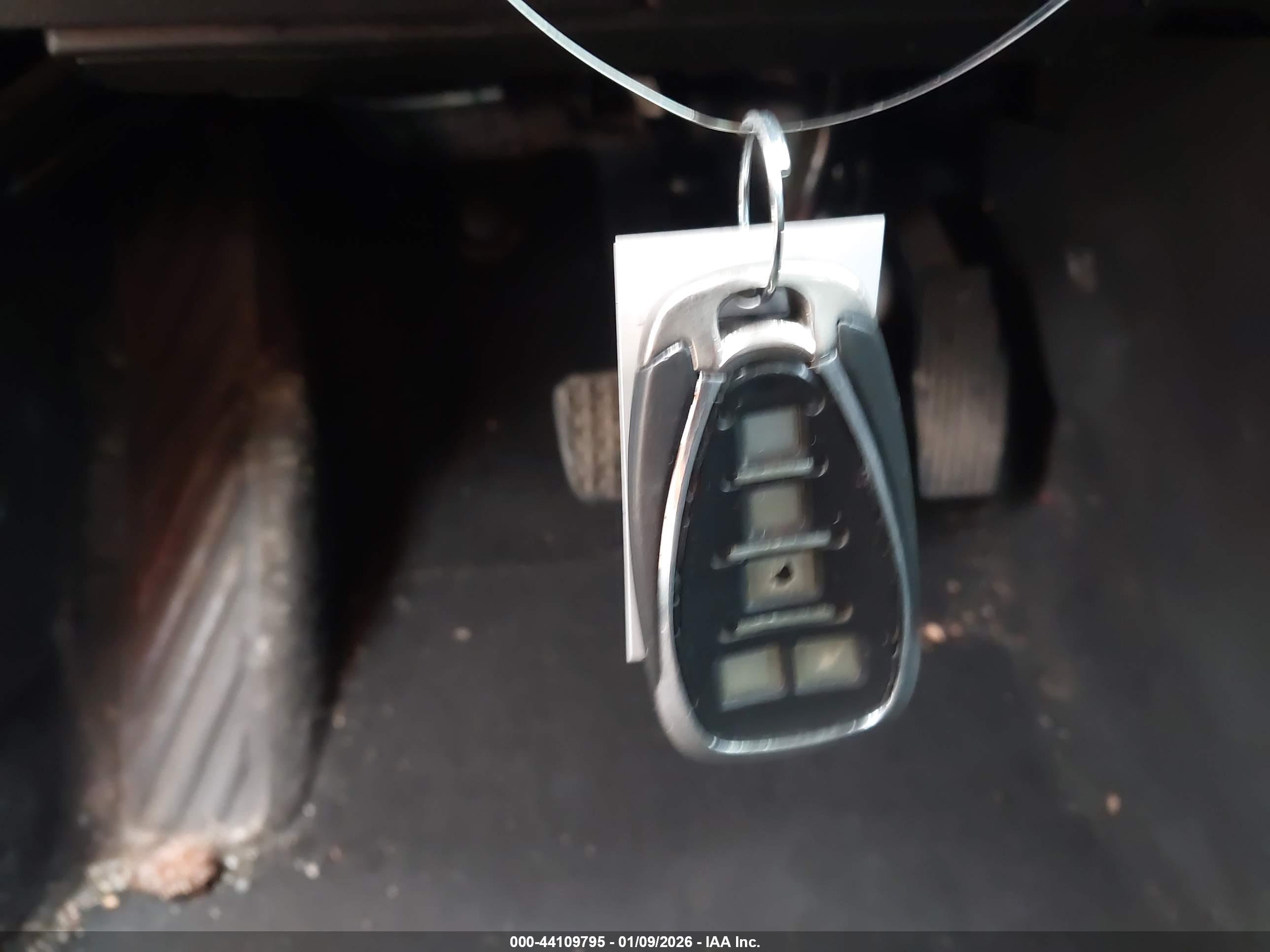 CHEVROLET CRUZE image 11