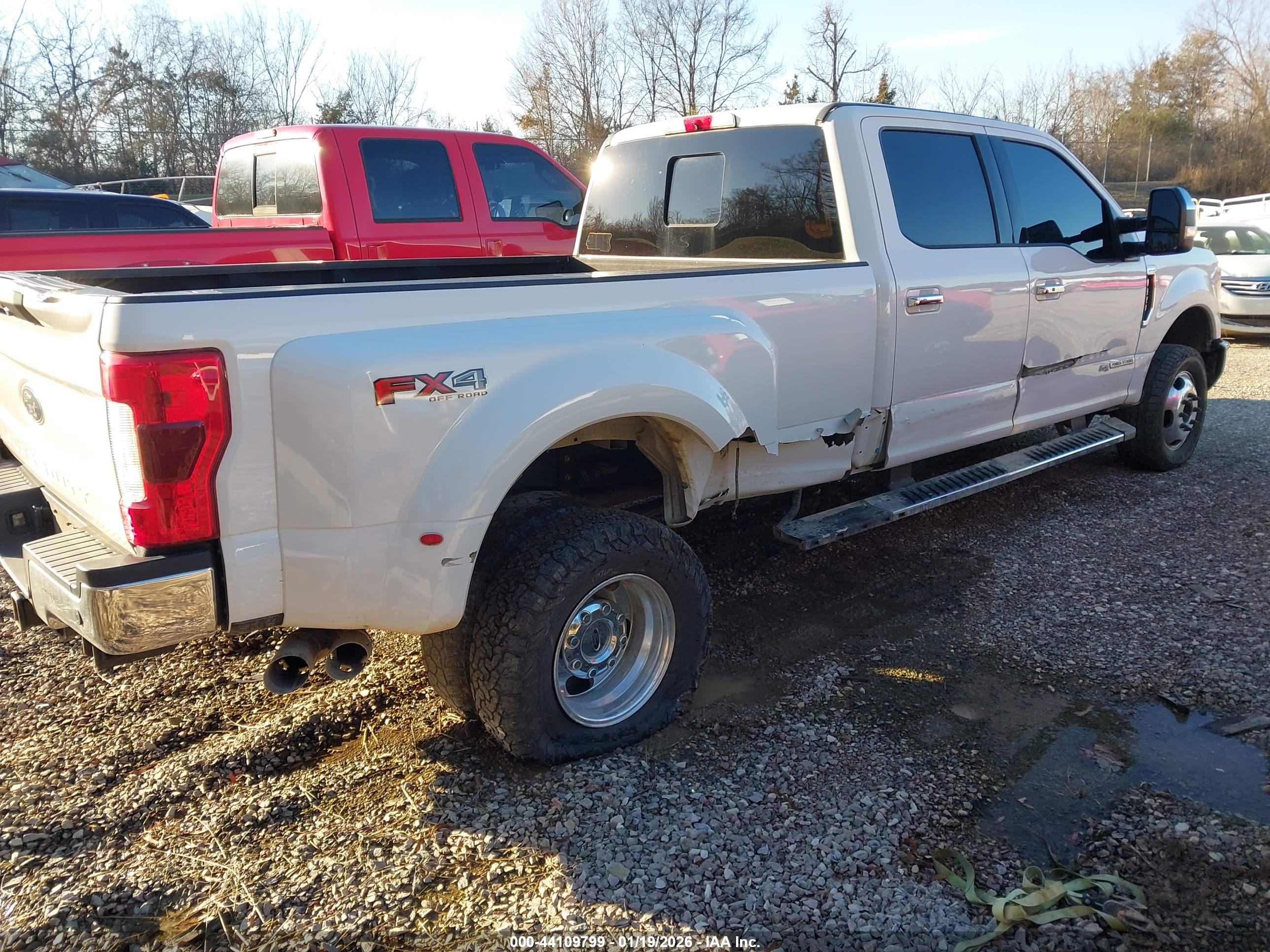 FORD F-350 image 4
