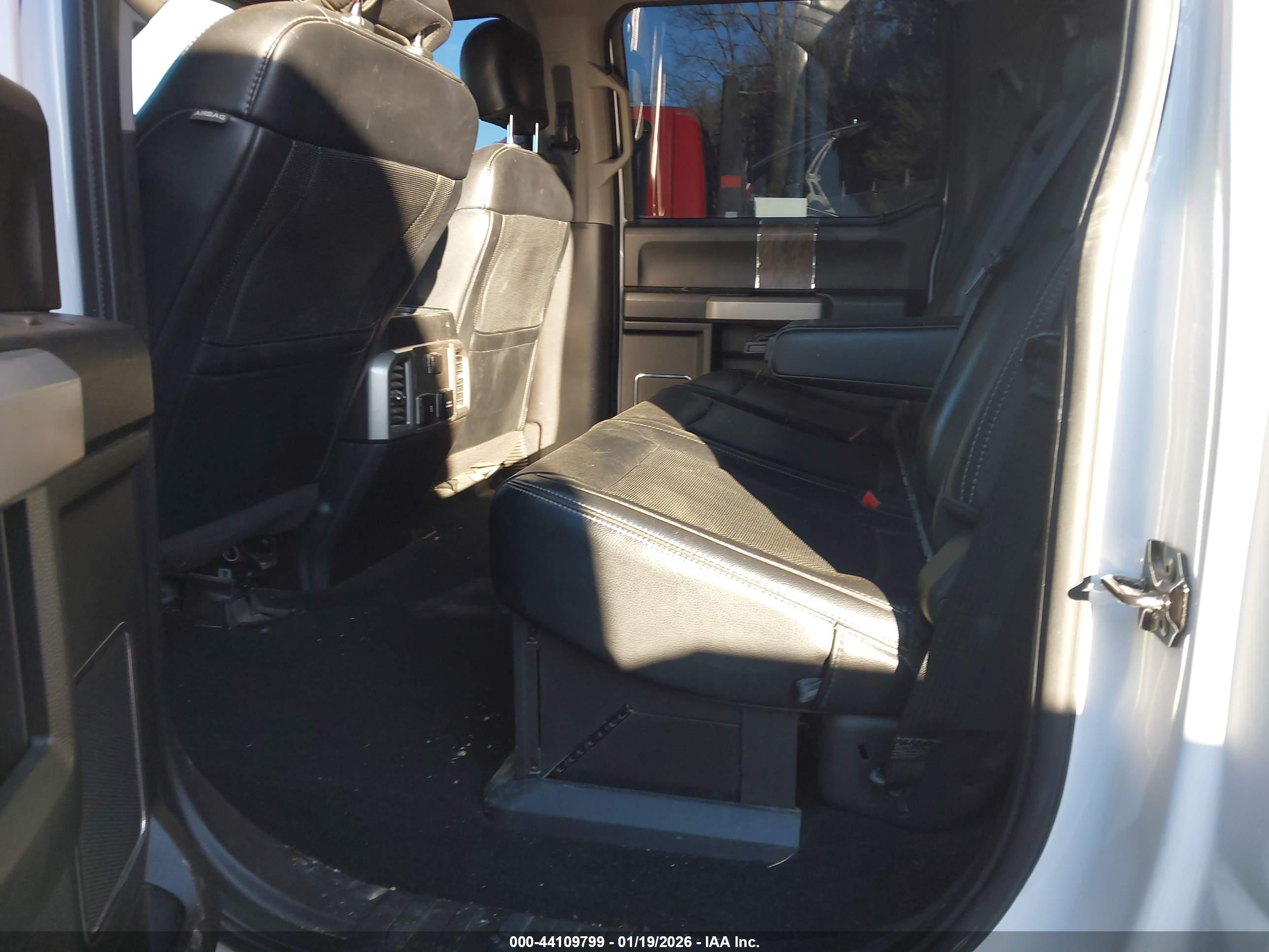 FORD F-350 image 8