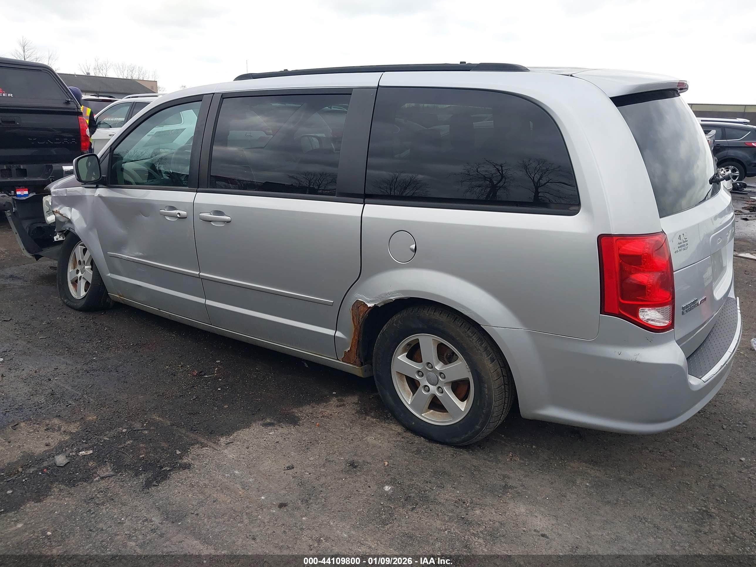 DODGE GRAND image 3