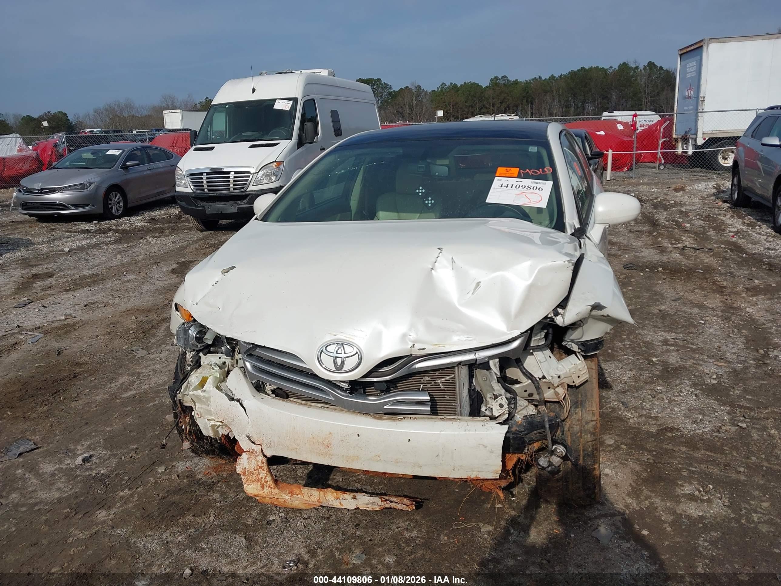TOYOTA VENZA image 6