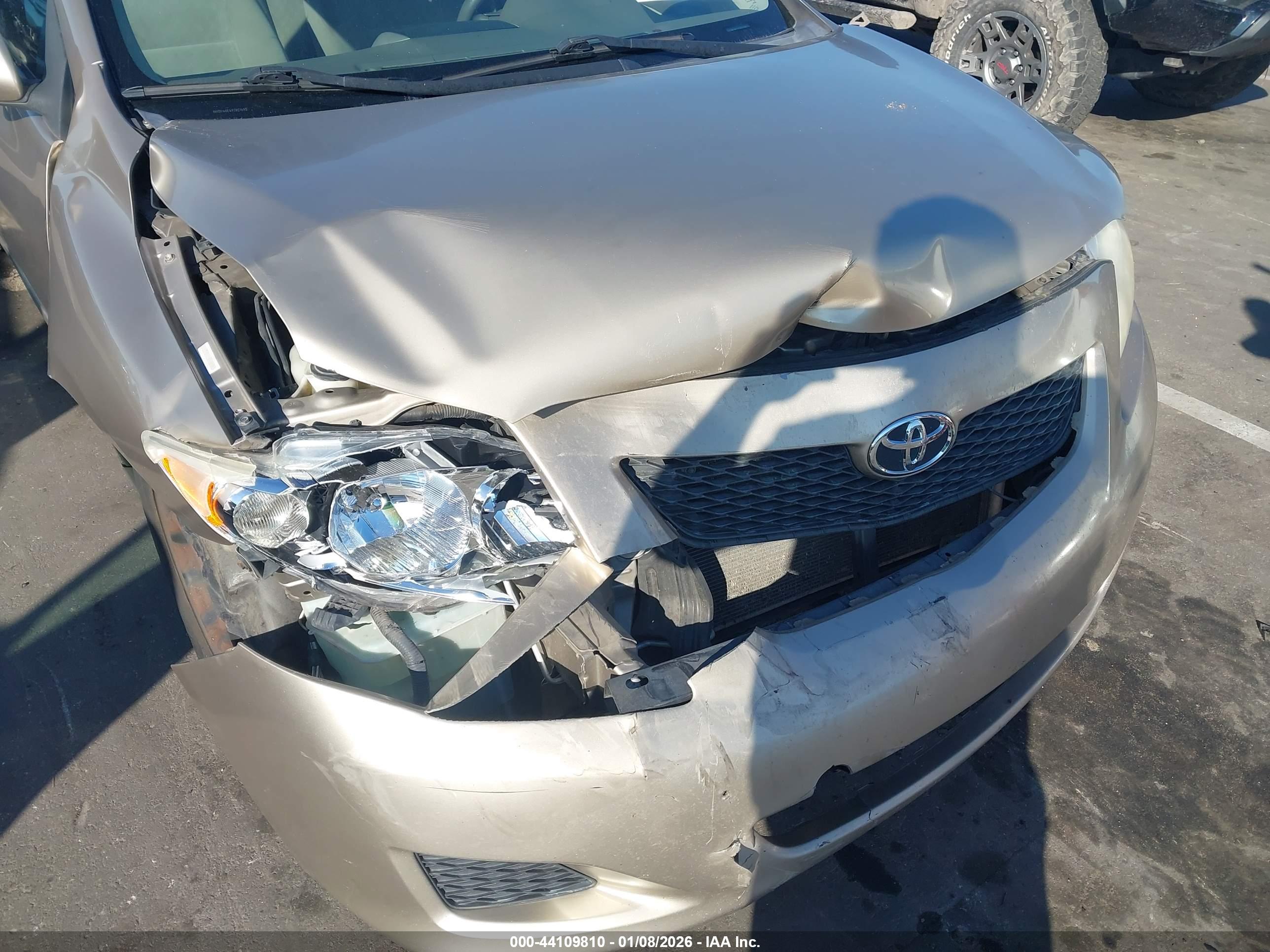 TOYOTA COROLLA image 6