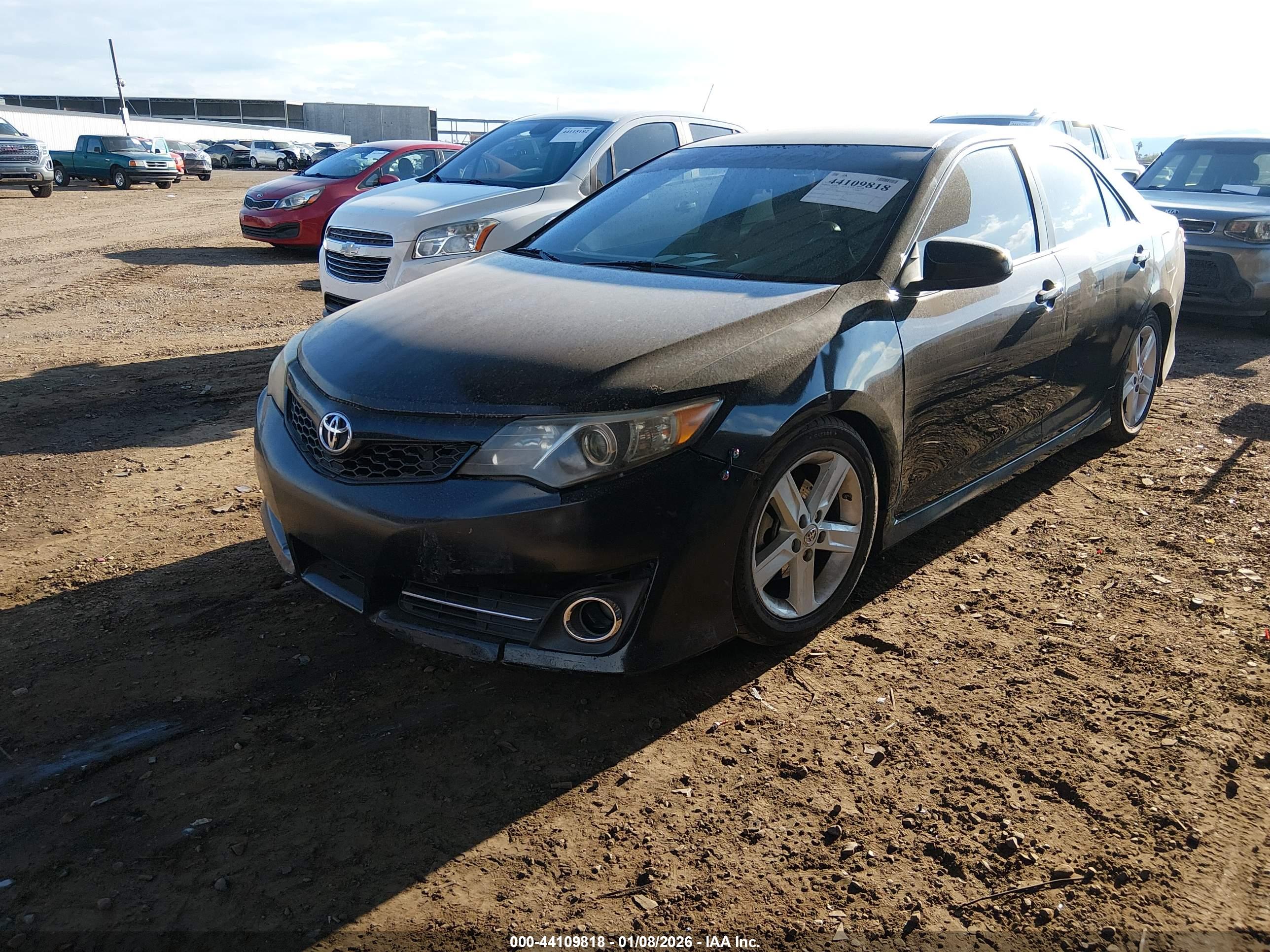 TOYOTA CAMRY image 6