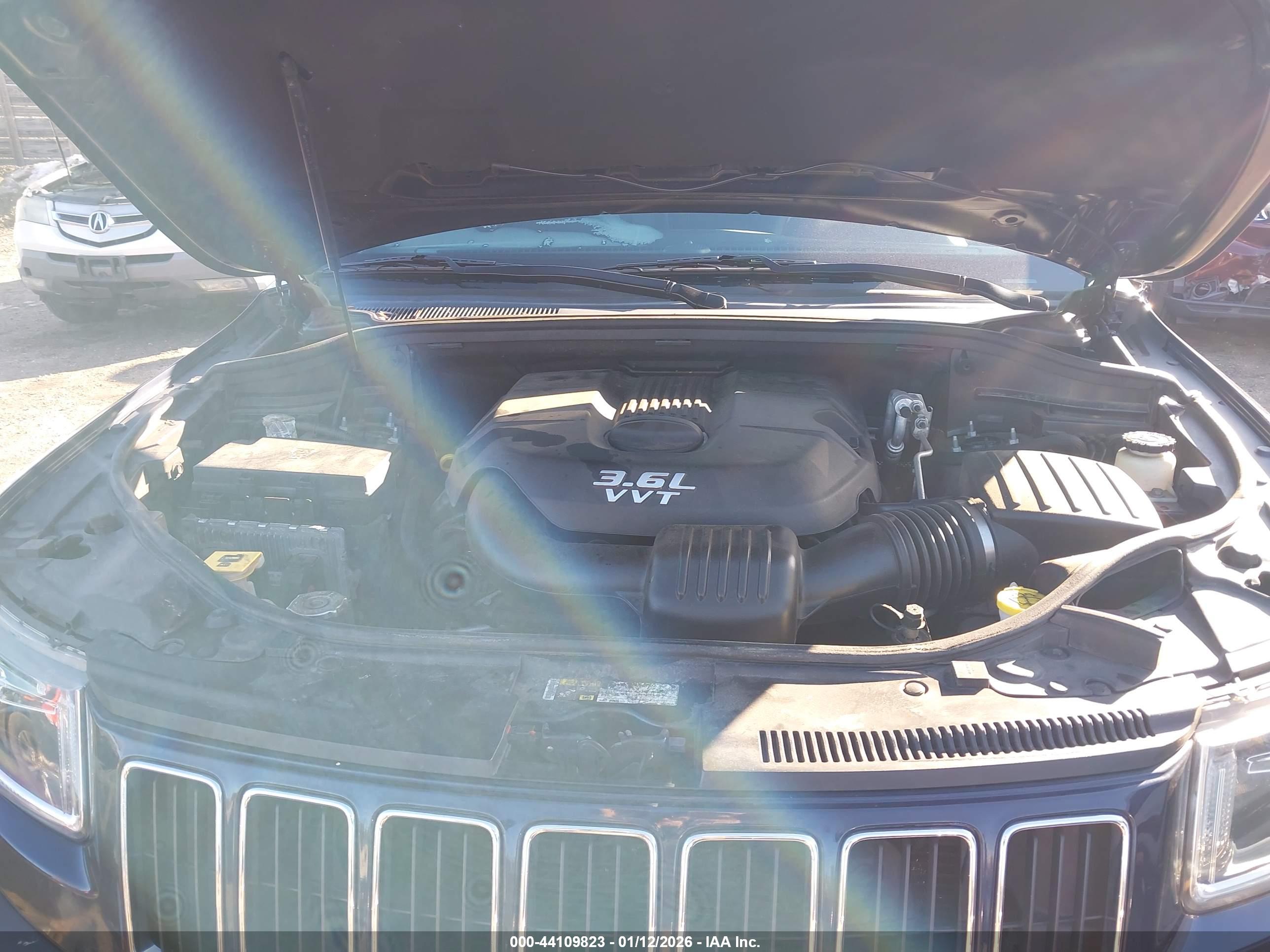 JEEP GRAND image 10