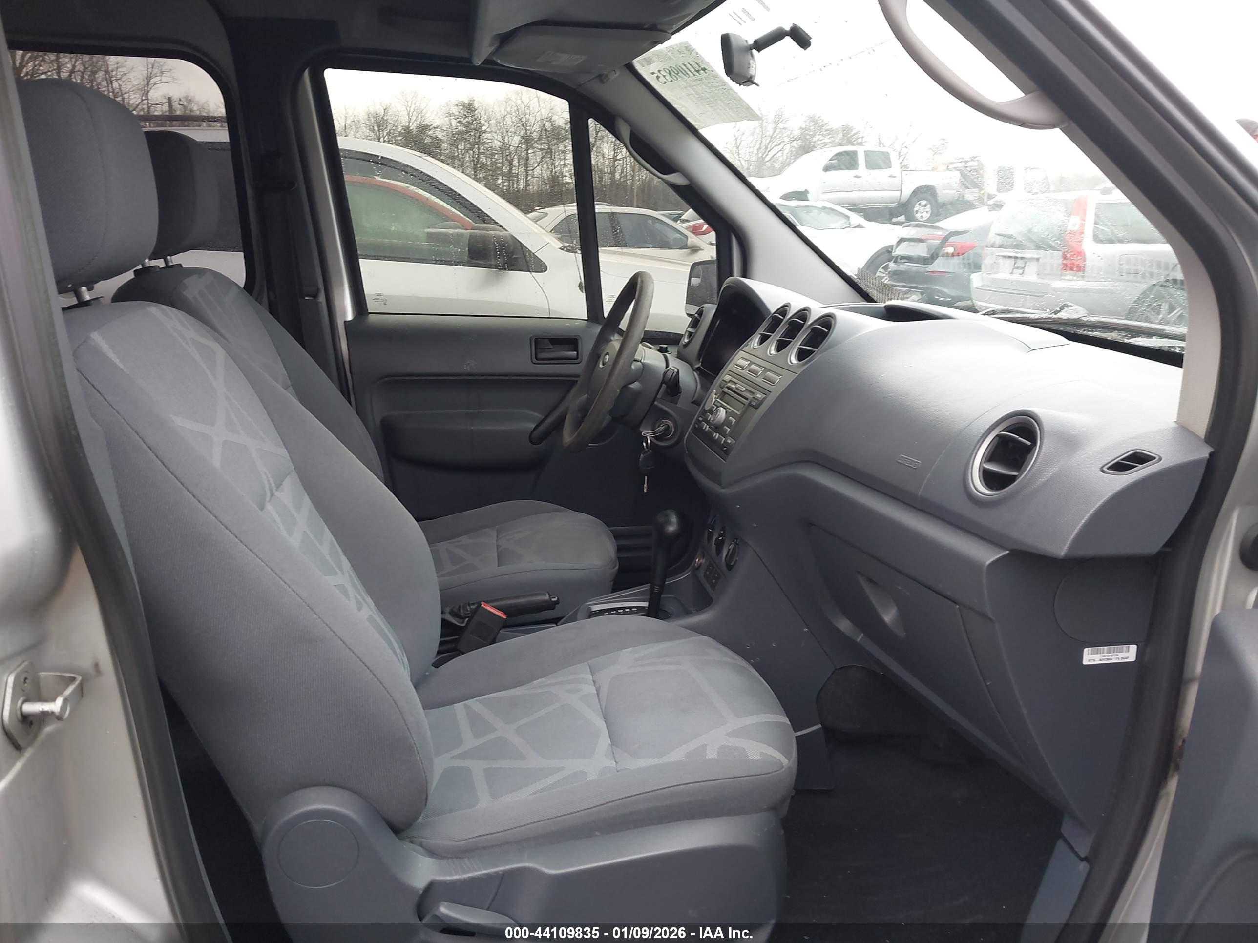 FORD TRANSIT image 5