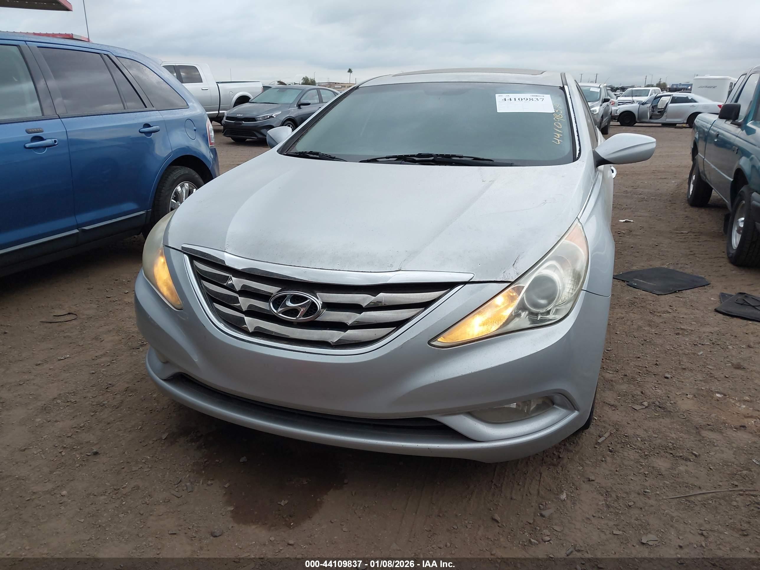 HYUNDAI SONATA image 6