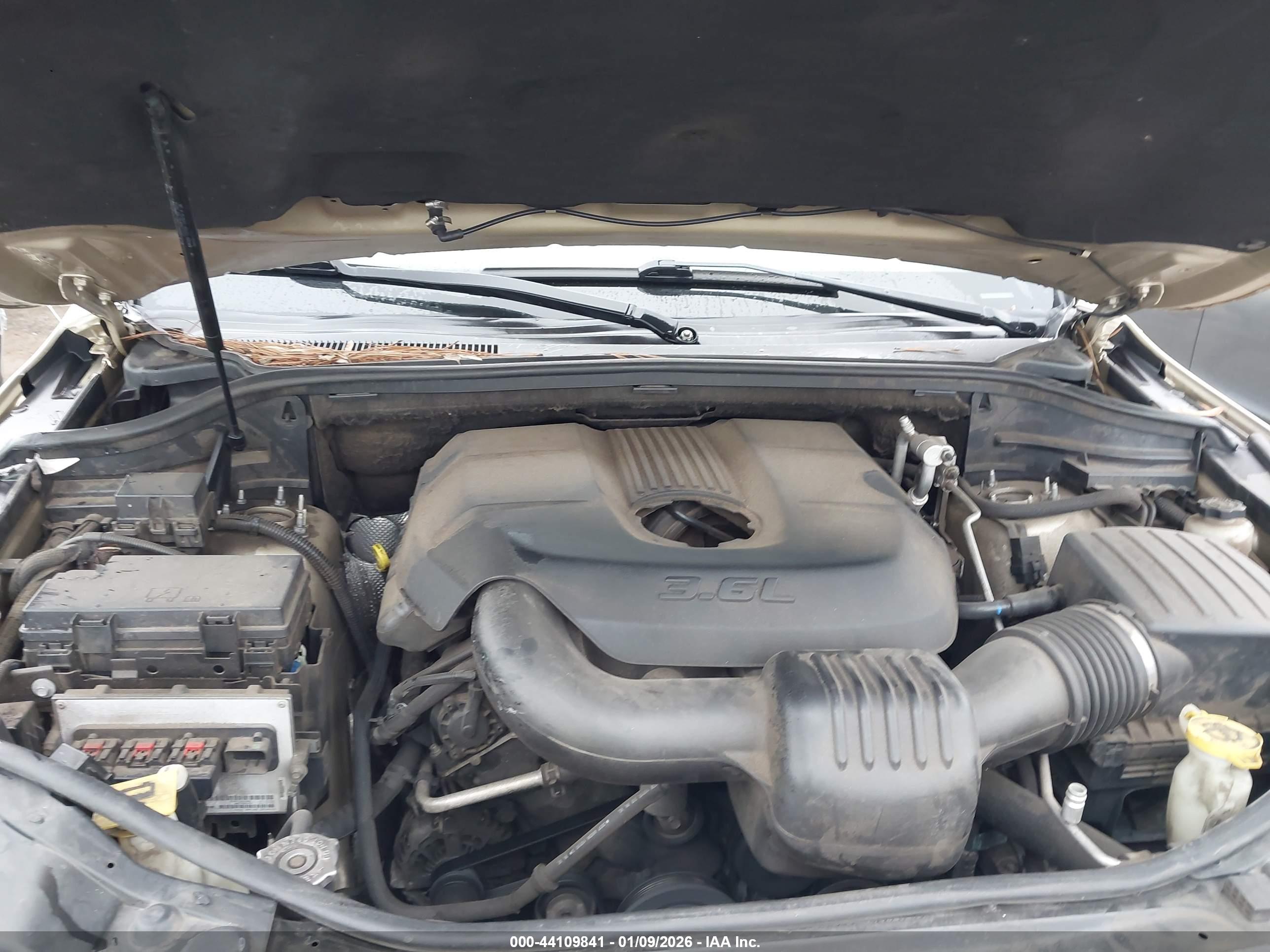 JEEP GRAND image 10