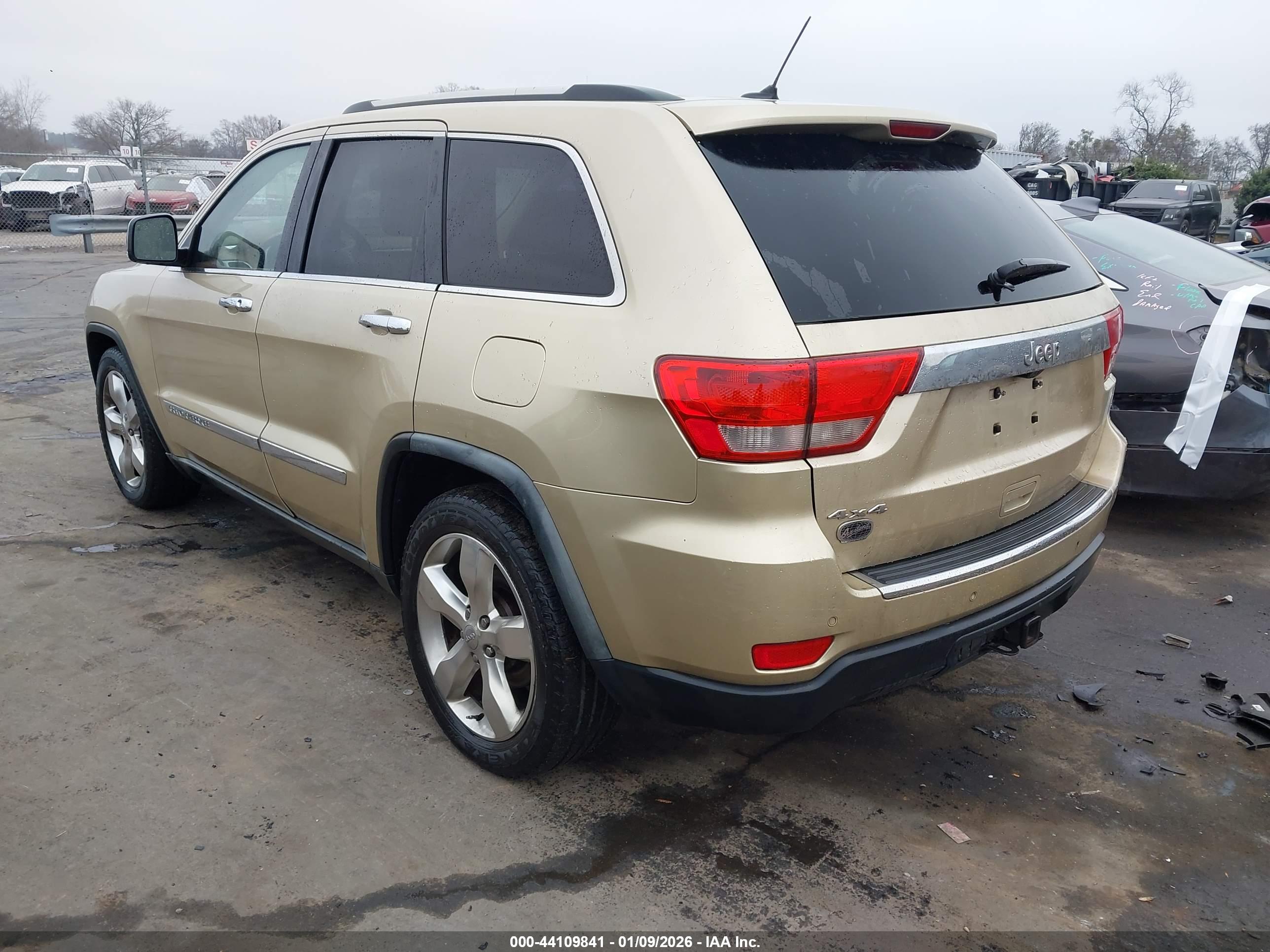 JEEP GRAND image 3