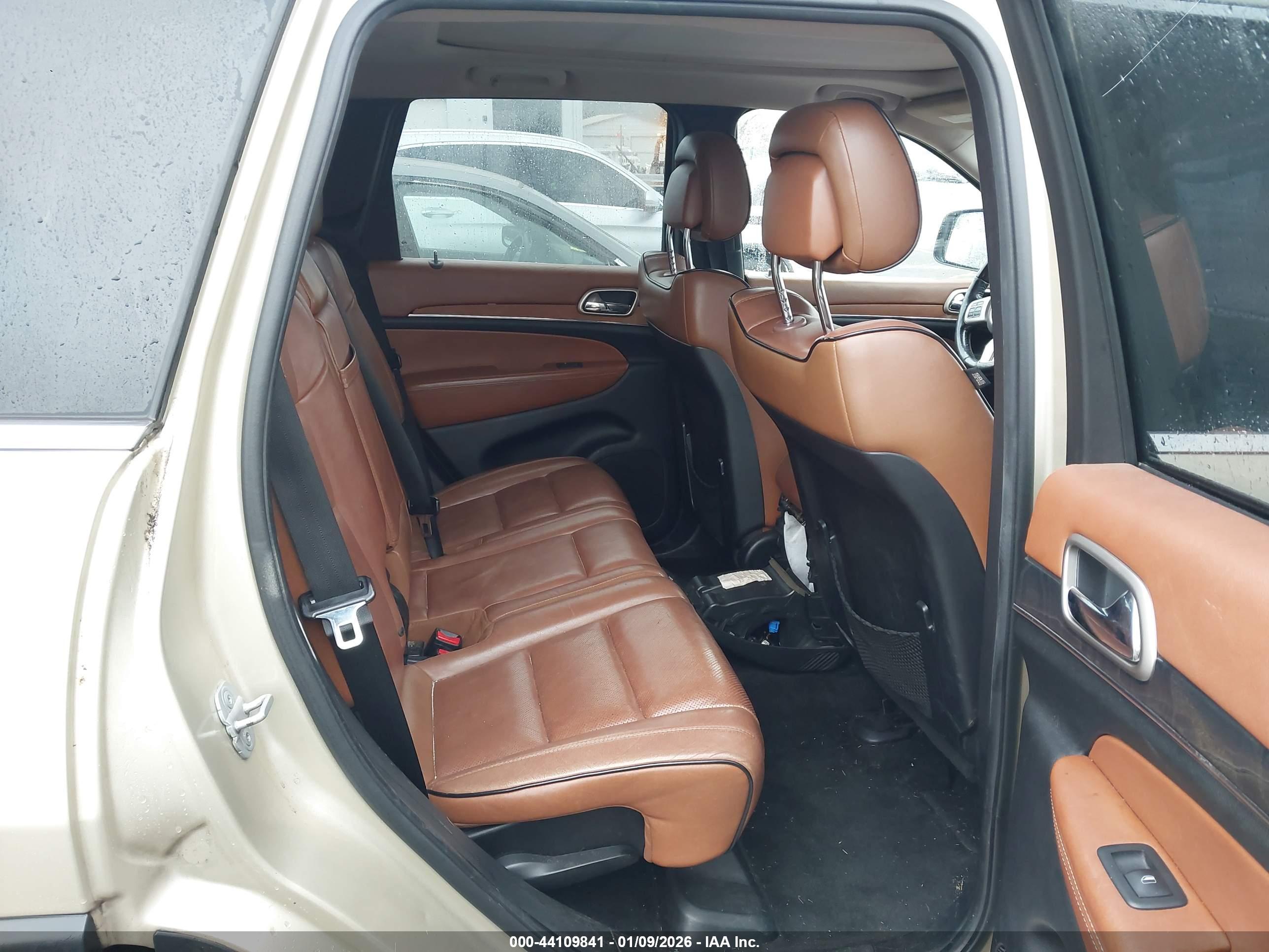 JEEP GRAND image 8