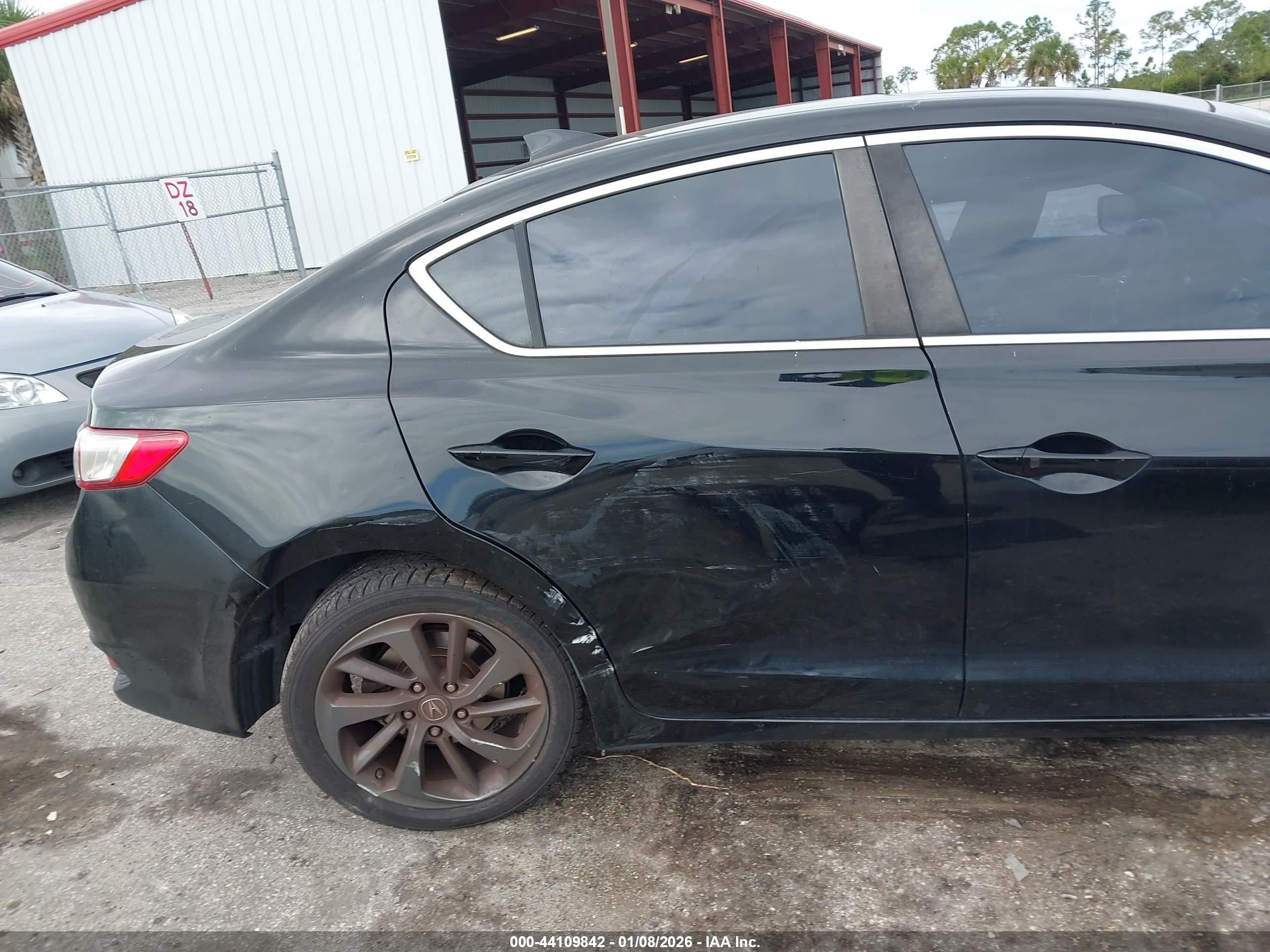 ACURA ILX image 6