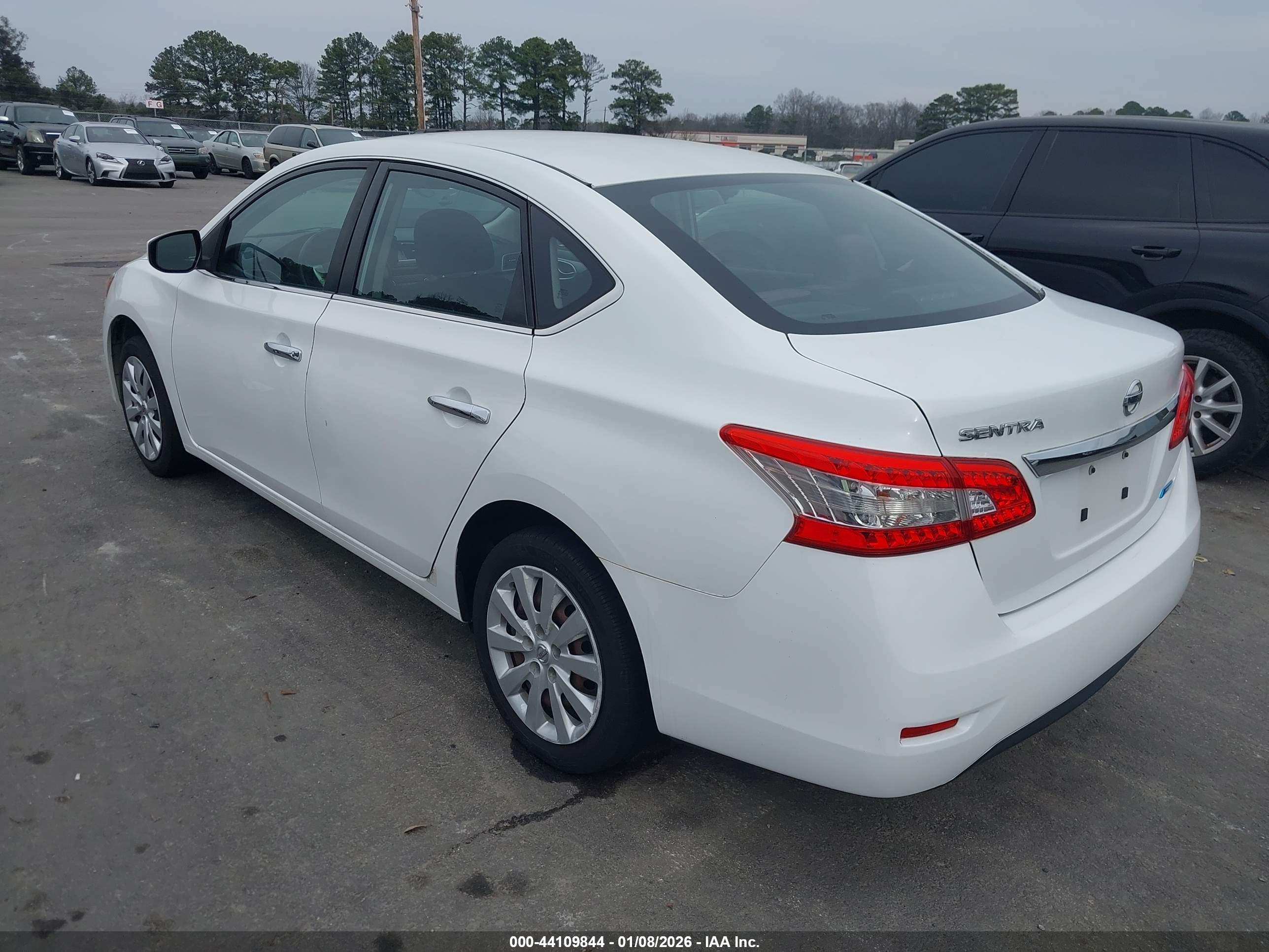 NISSAN SENTRA image 3
