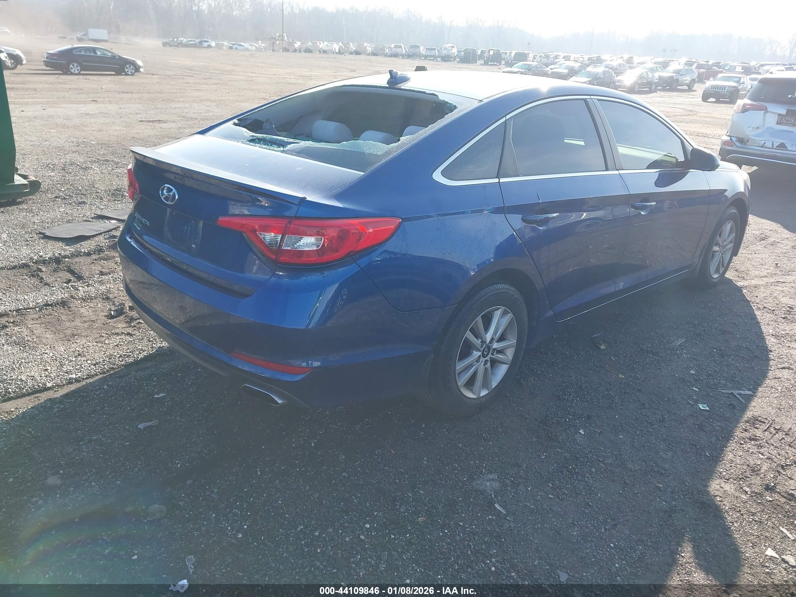 HYUNDAI SONATA image 4