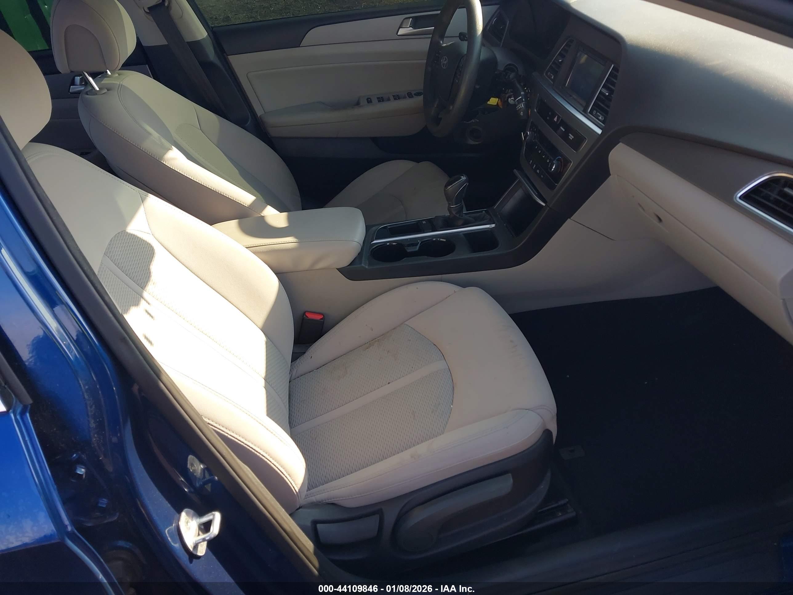 HYUNDAI SONATA image 5