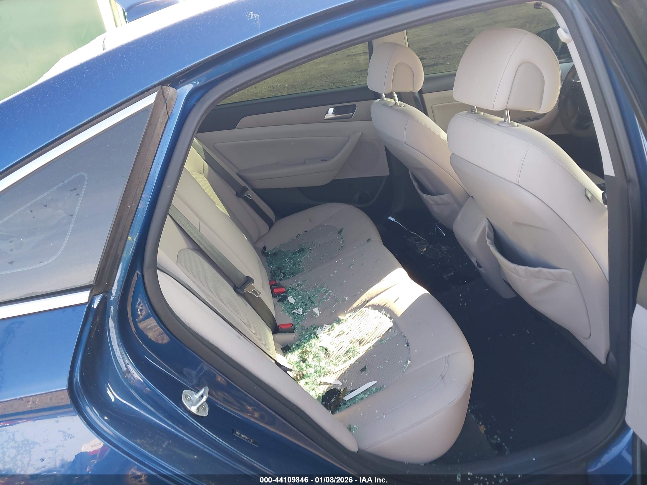 HYUNDAI SONATA image 8
