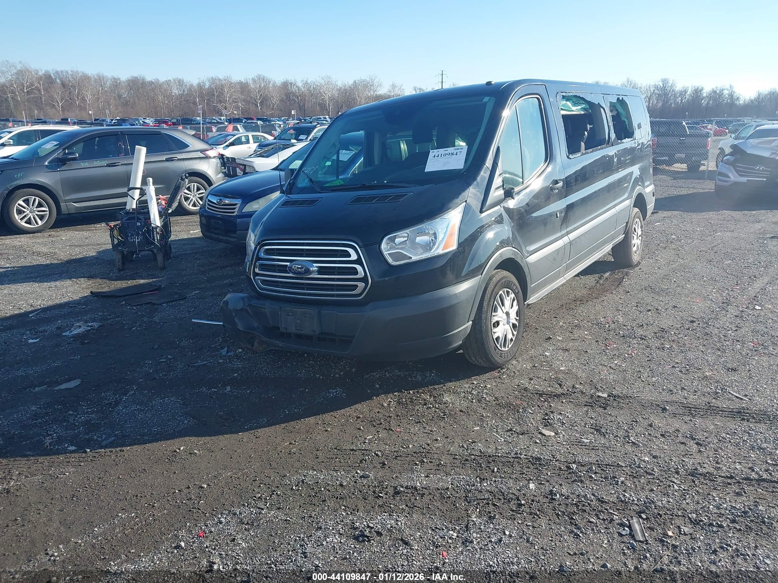 FORD TRANSIT-350 image 2