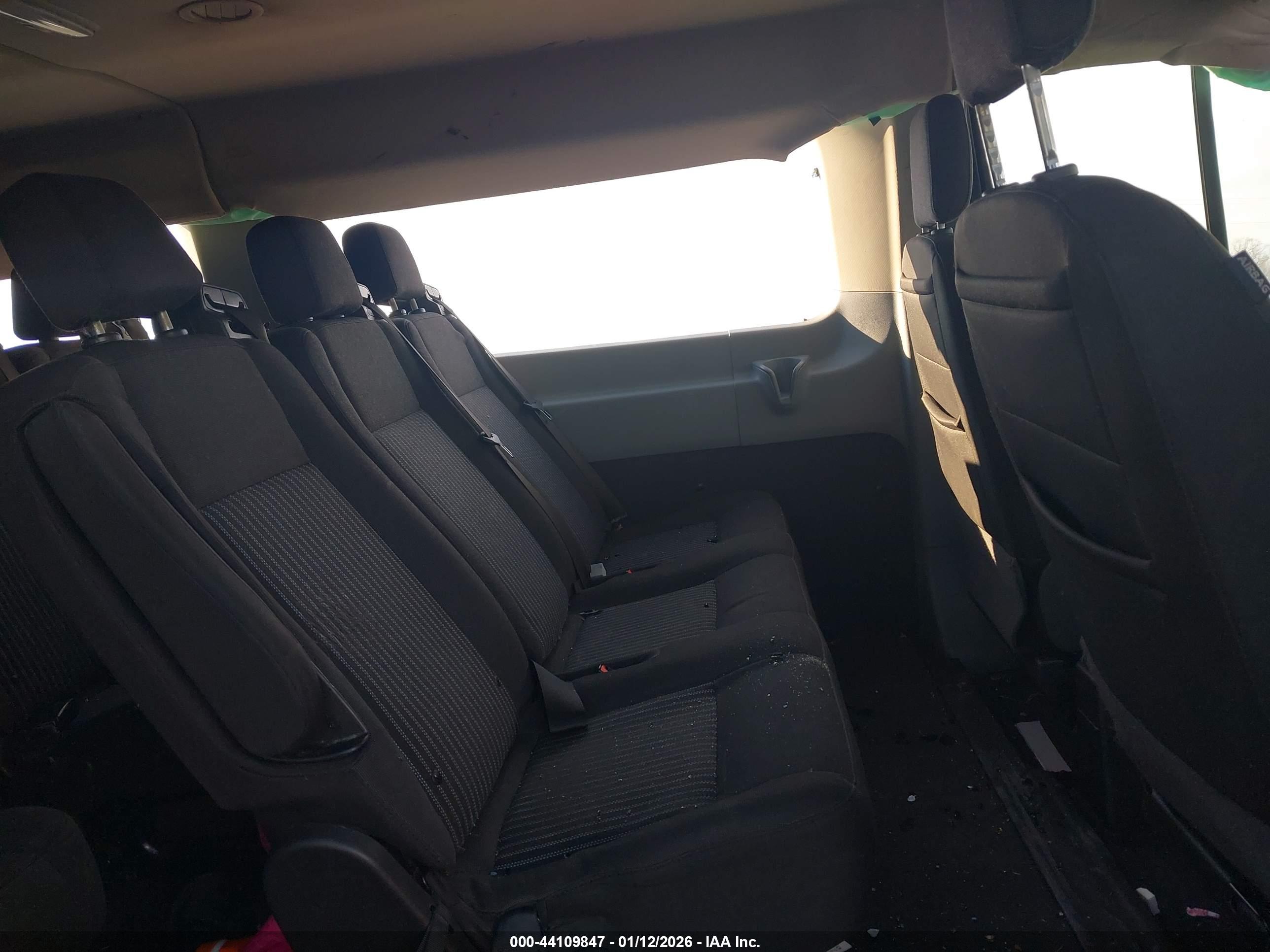 FORD TRANSIT-350 image 8