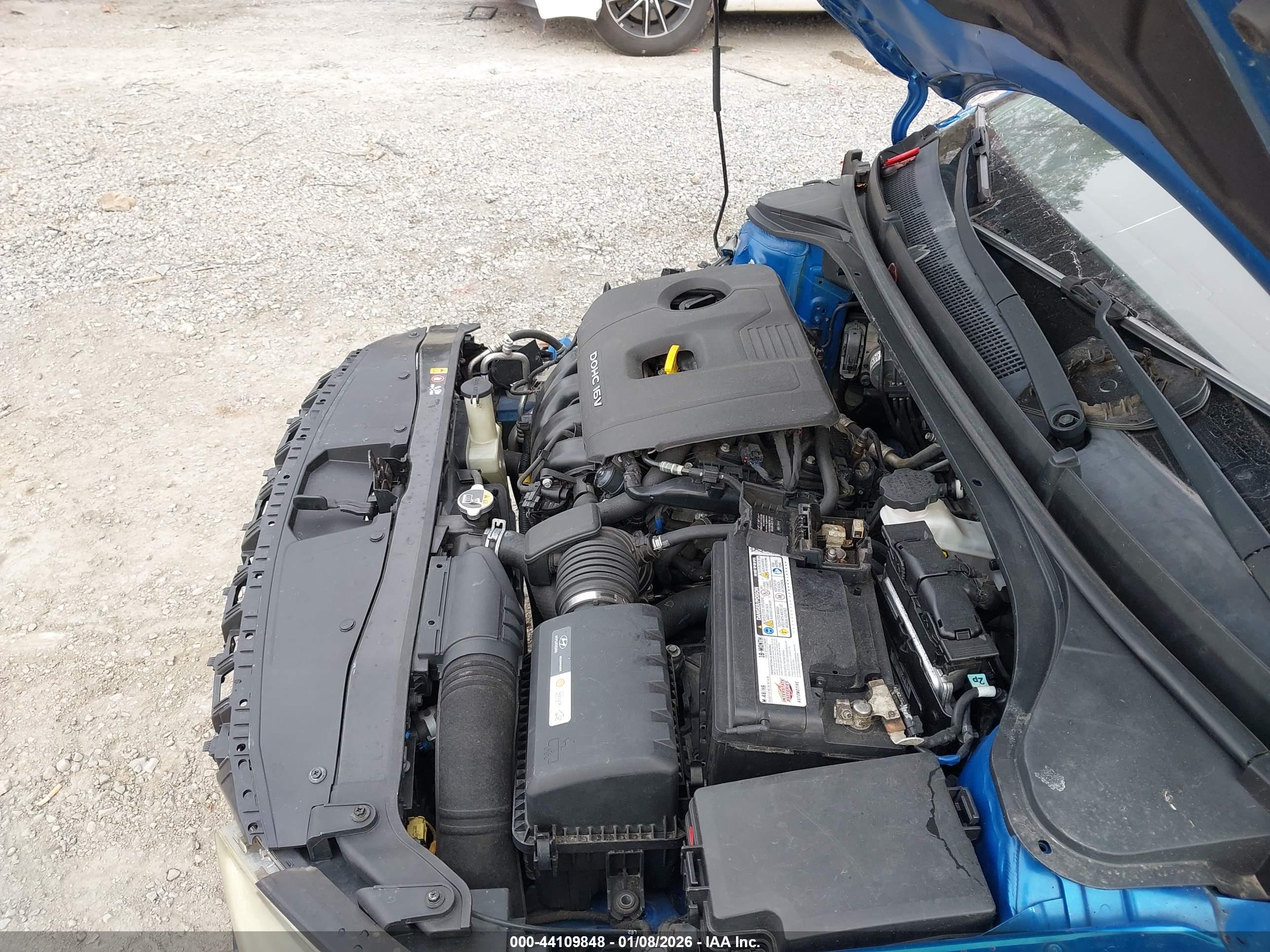 HYUNDAI ELANTRA image 10
