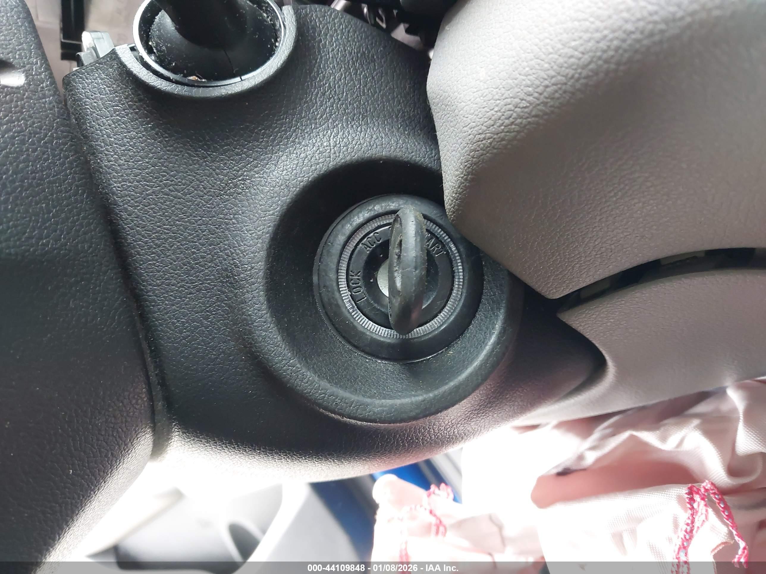 HYUNDAI ELANTRA image 11