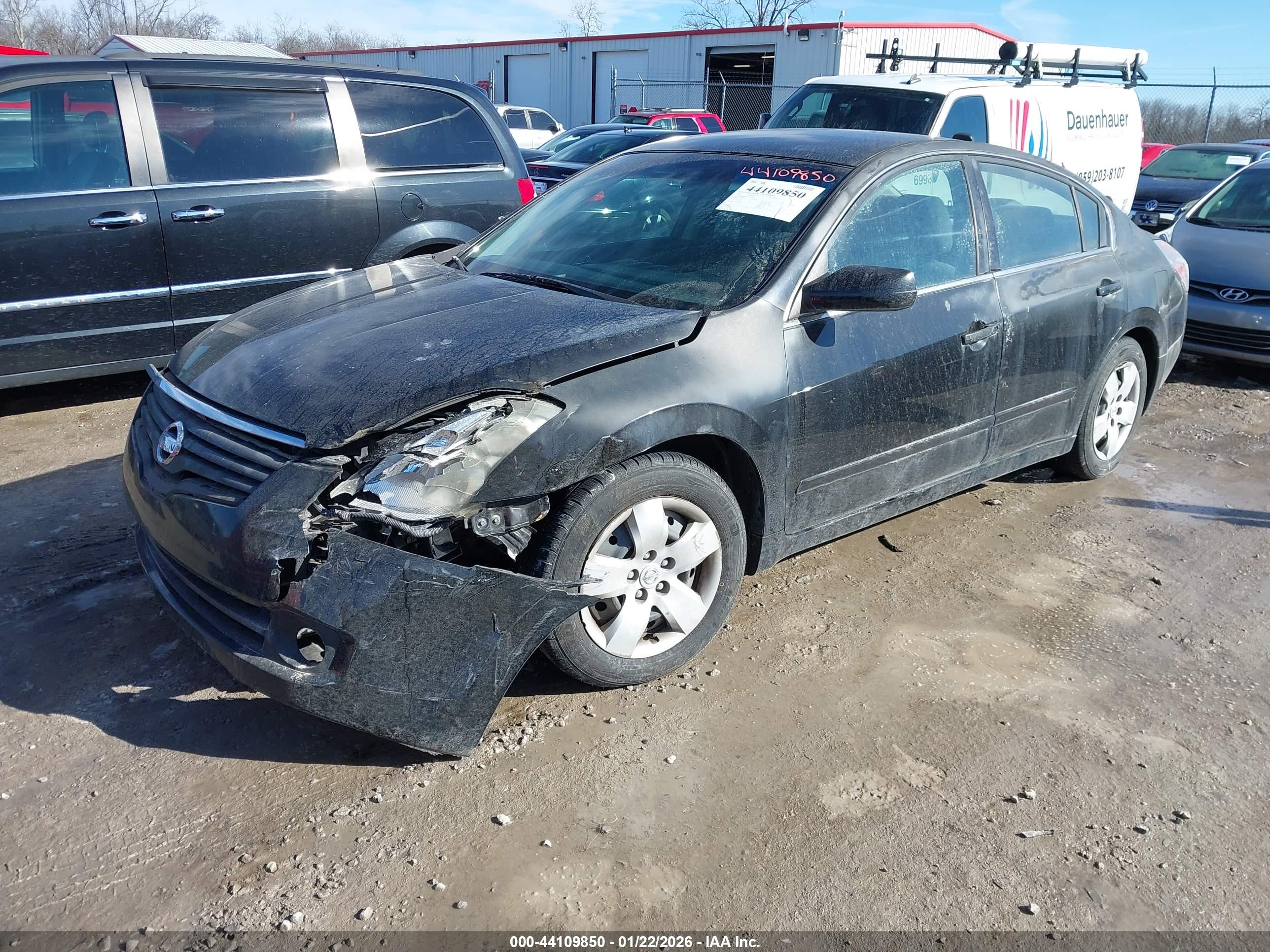 NISSAN ALTIMA image 2
