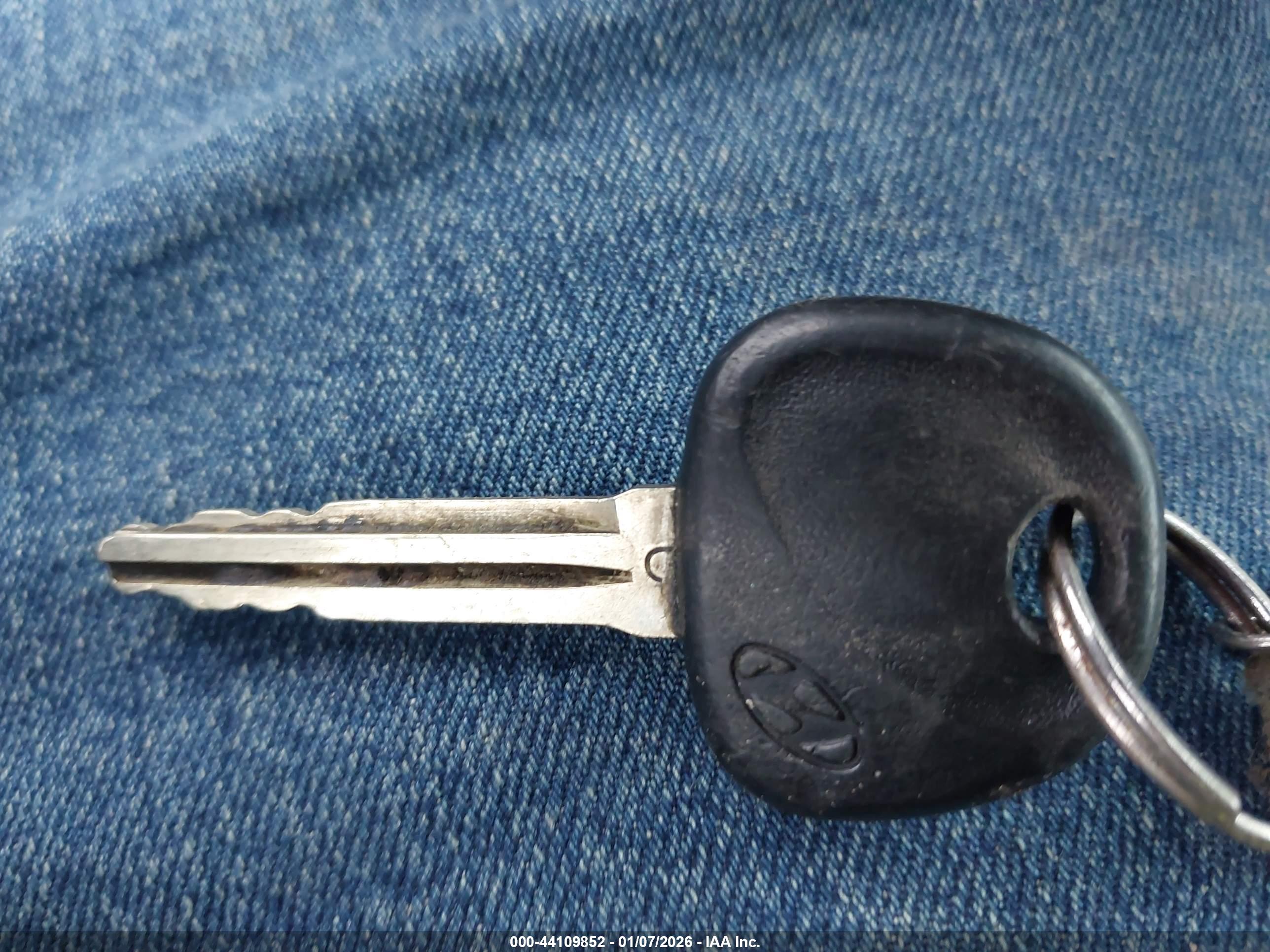 HYUNDAI ELANTRA image 11