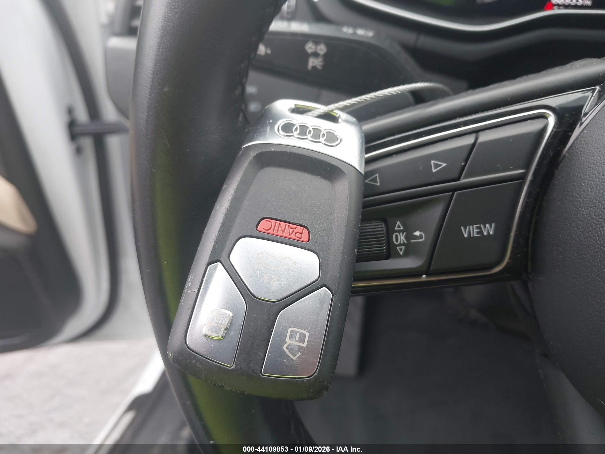 AUDI A4 image 11