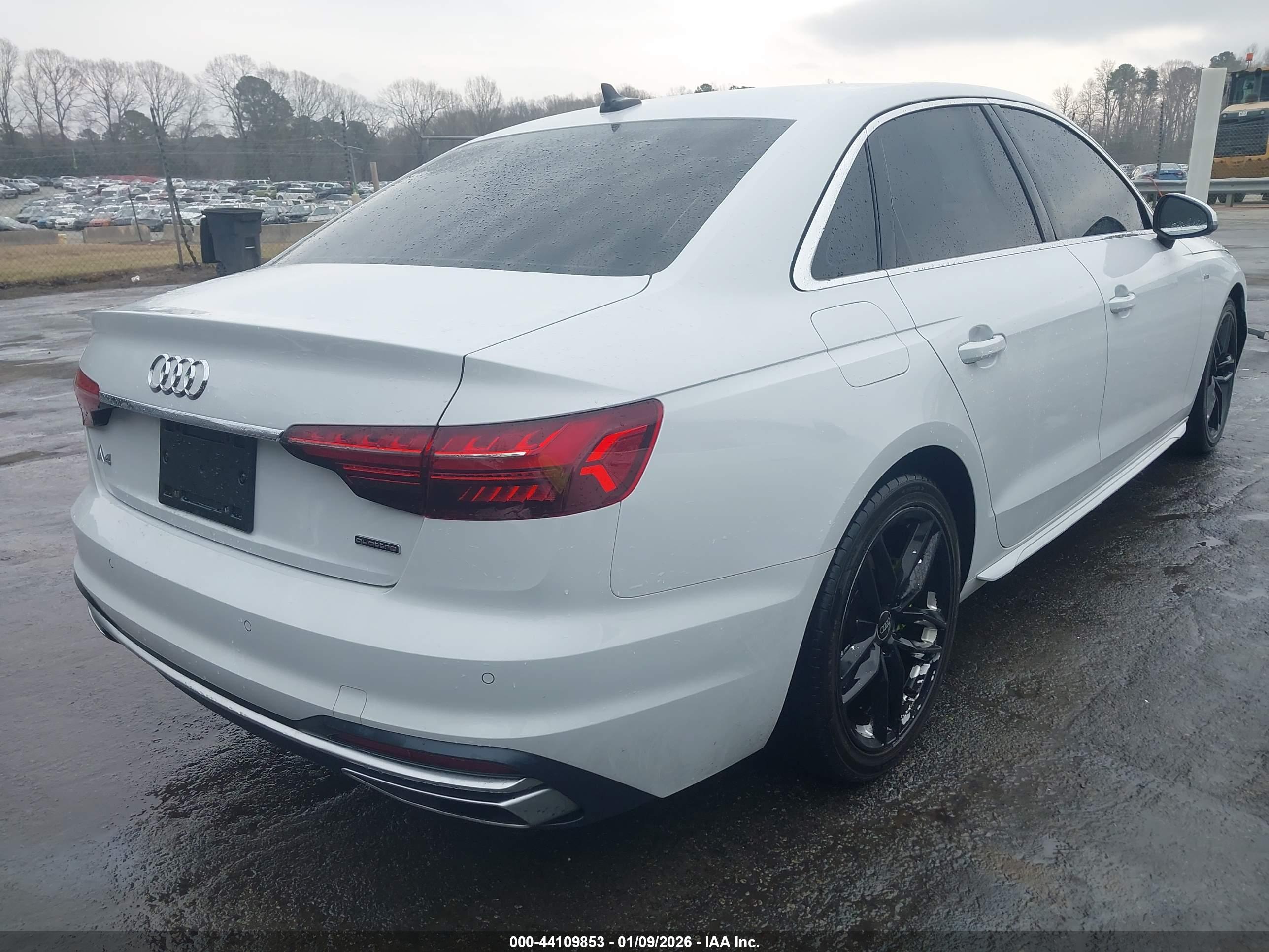 AUDI A4 image 4