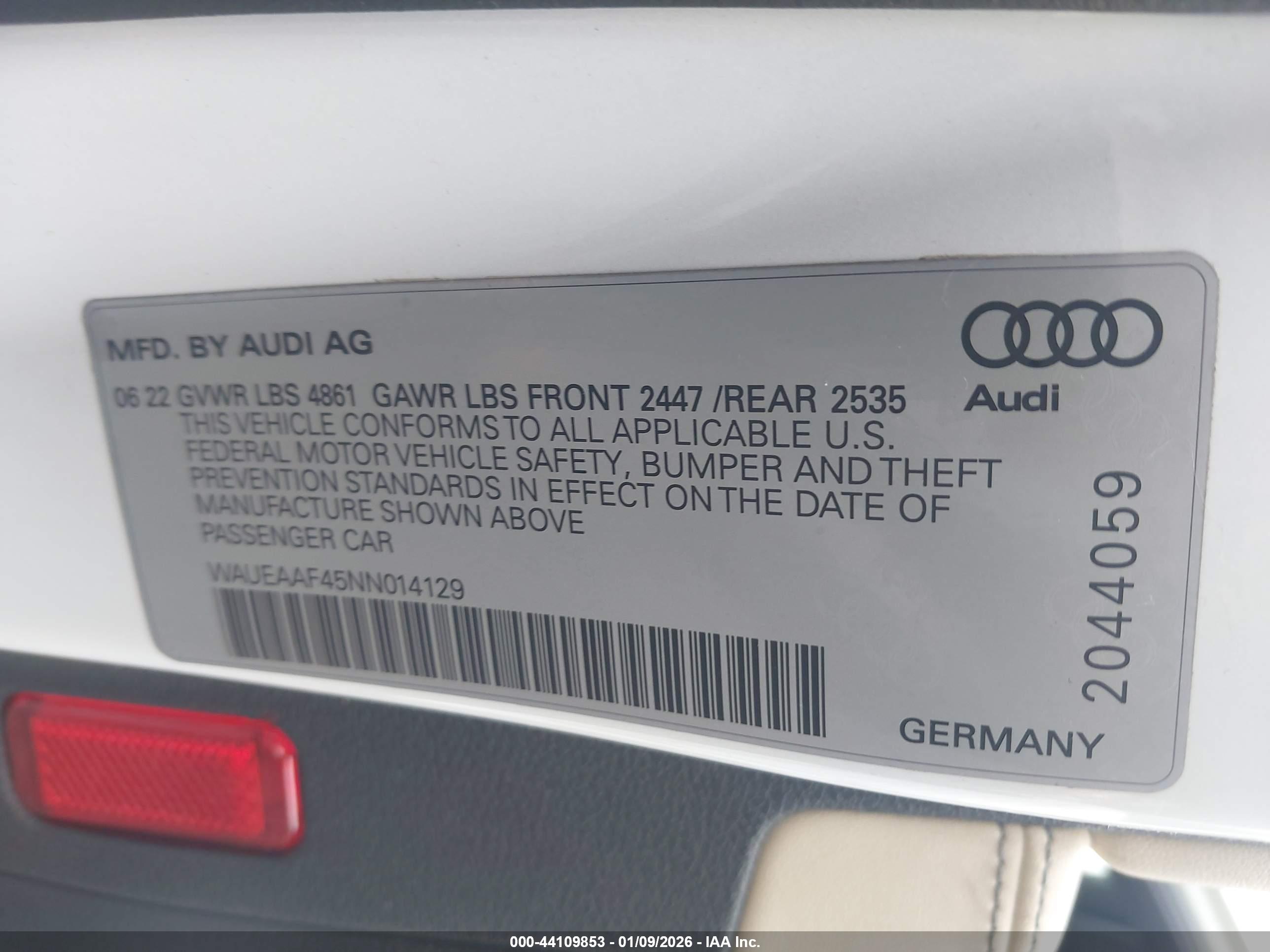 AUDI A4 image 9
