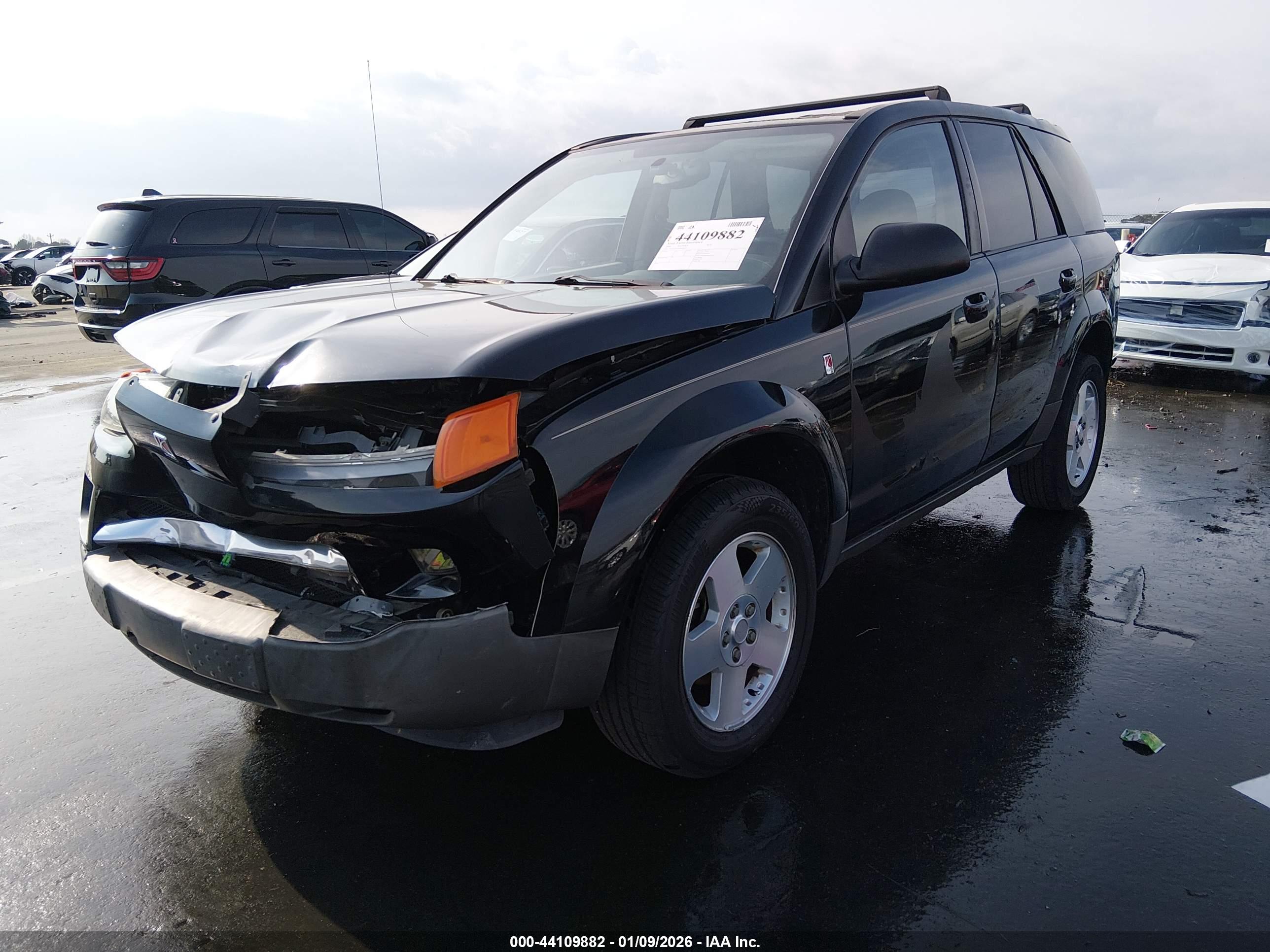 SATURN VUE image 2
