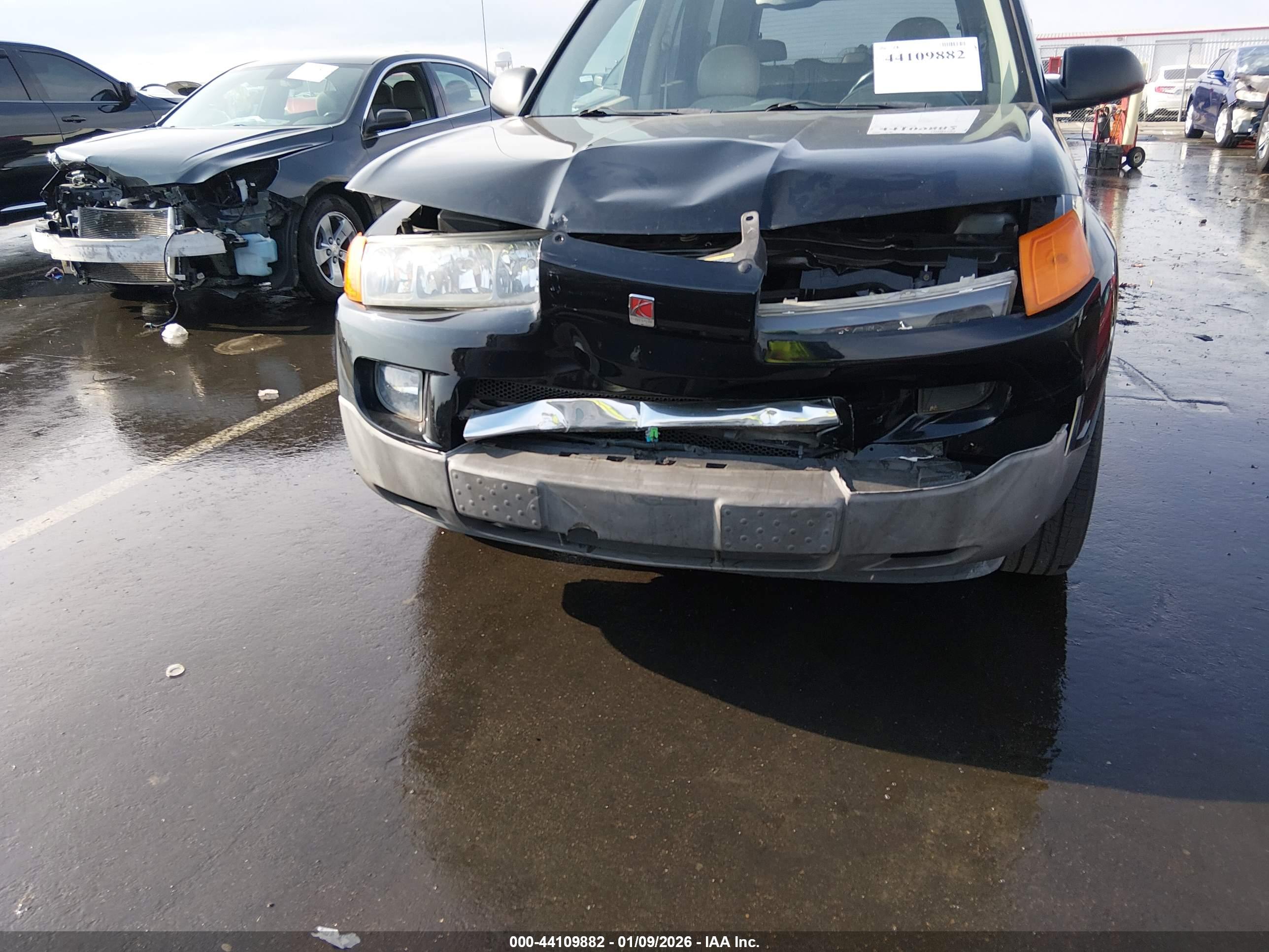 SATURN VUE image 6