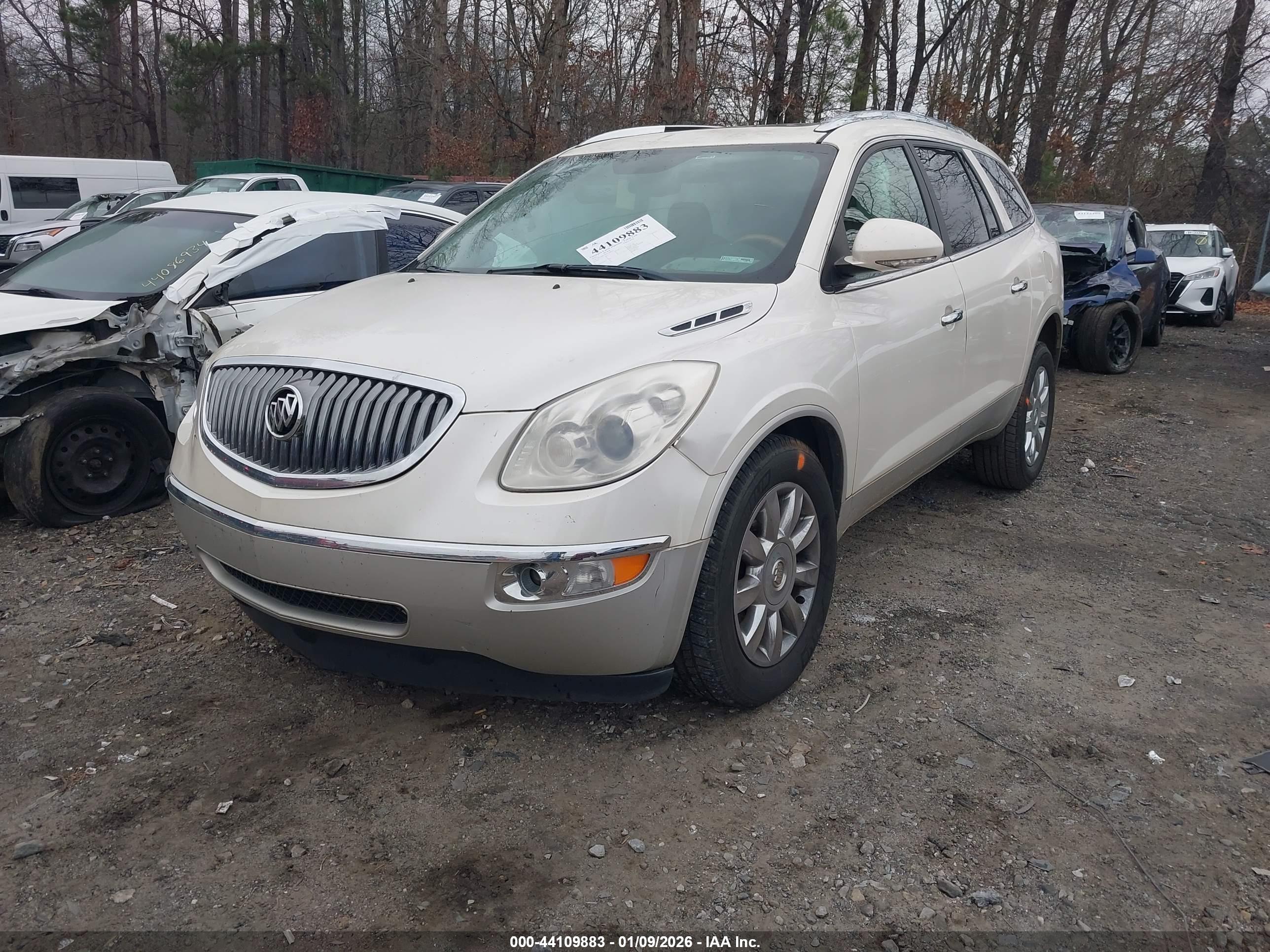 BUICK ENCLAVE image 2