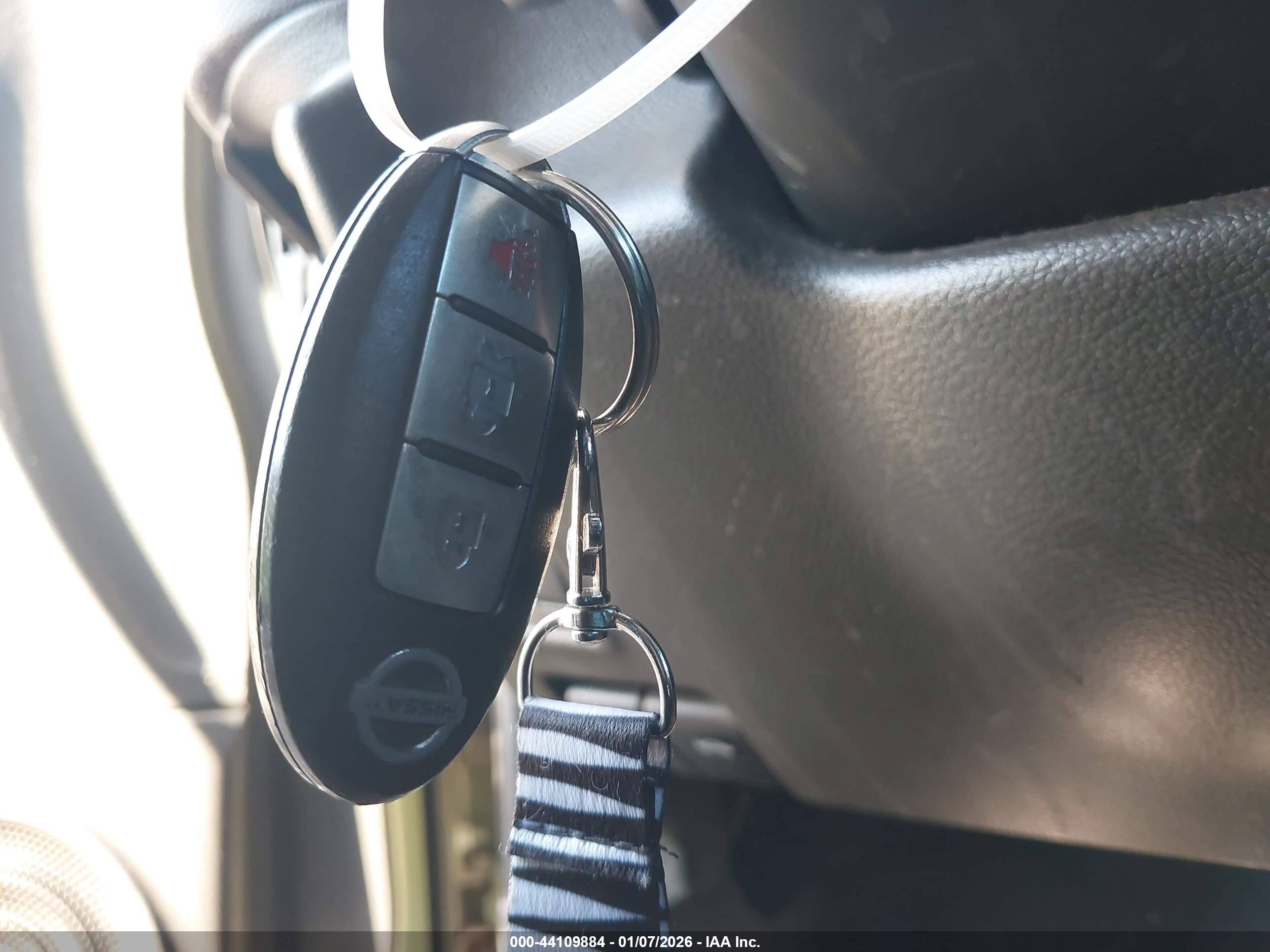 NISSAN CUBE image 11