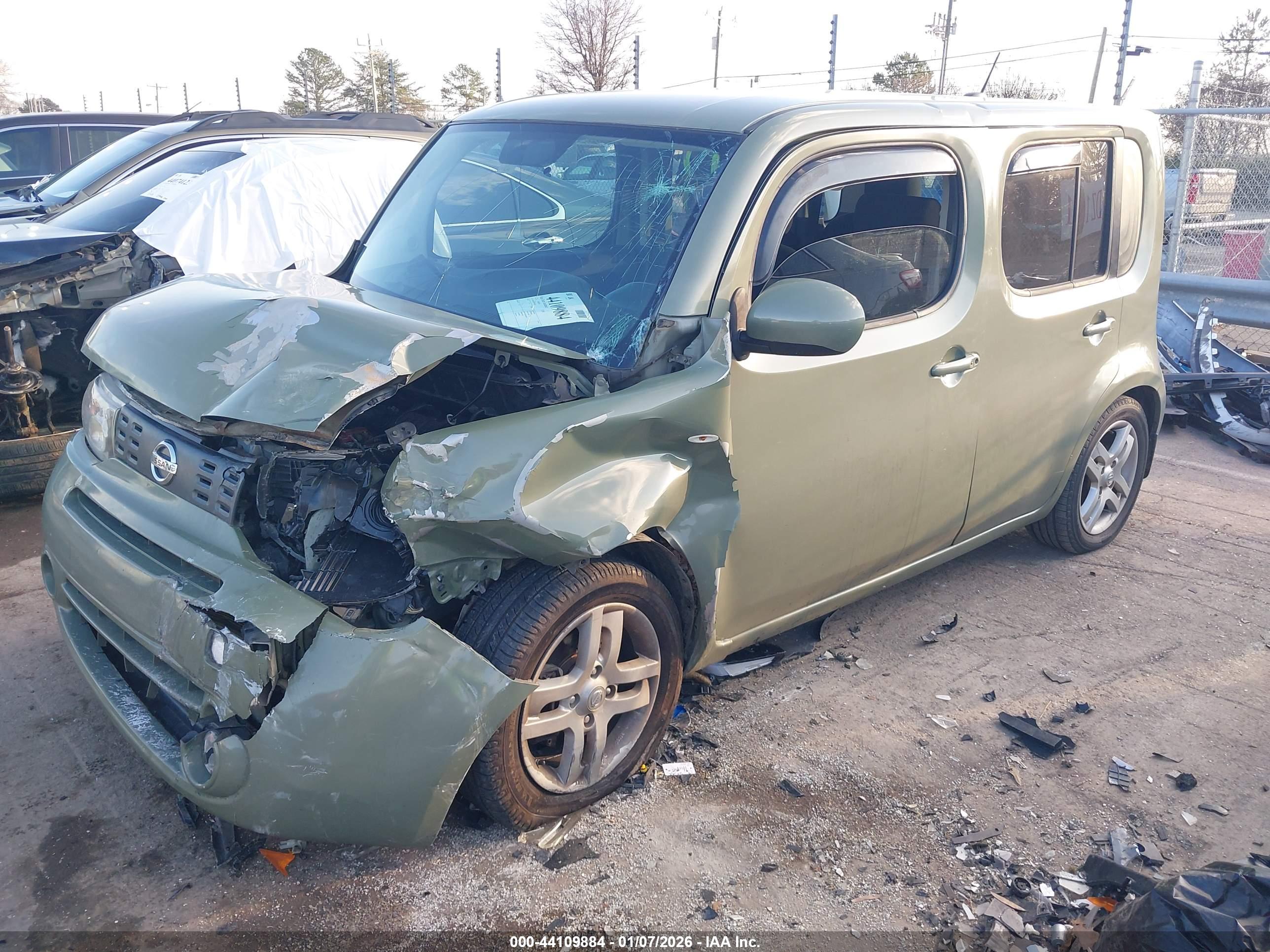NISSAN CUBE image 2