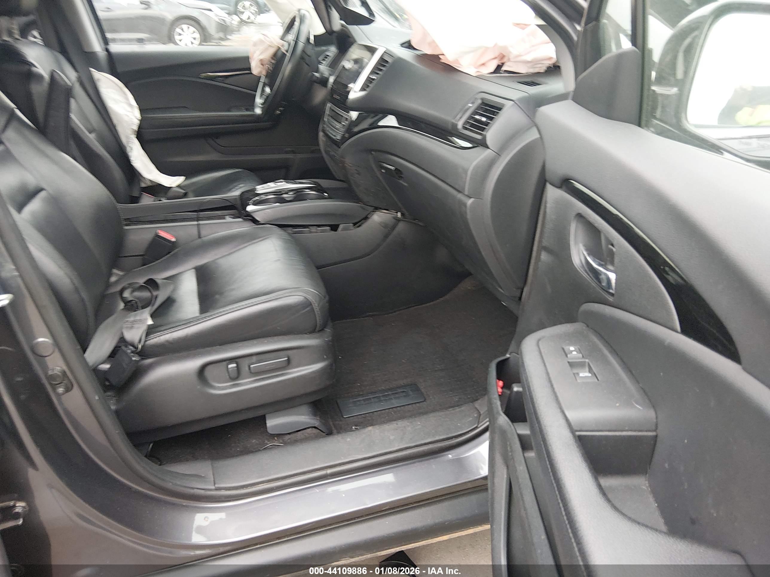 HONDA PILOT image 5