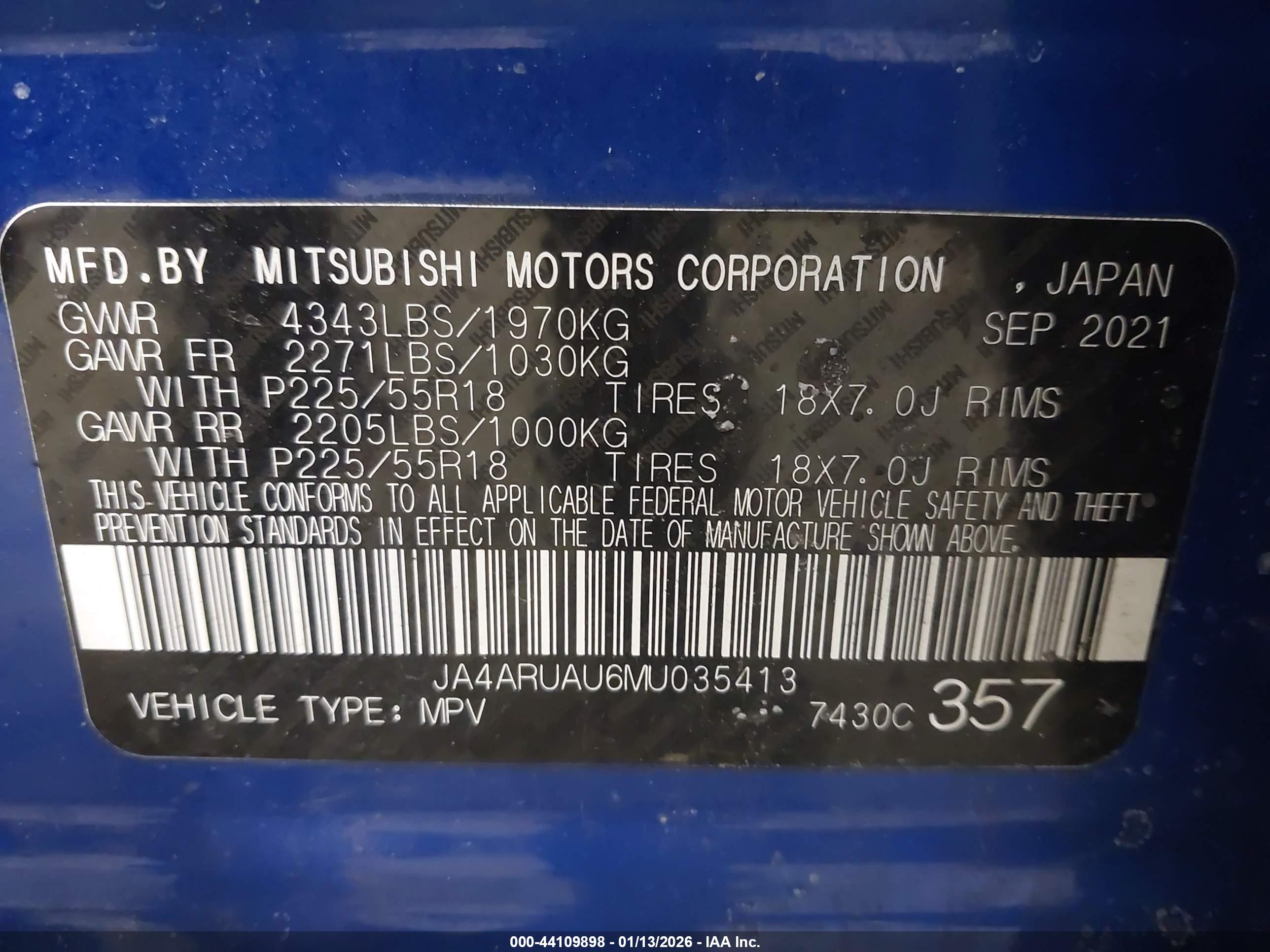 MITSUBISHI OUTLANDER image 9