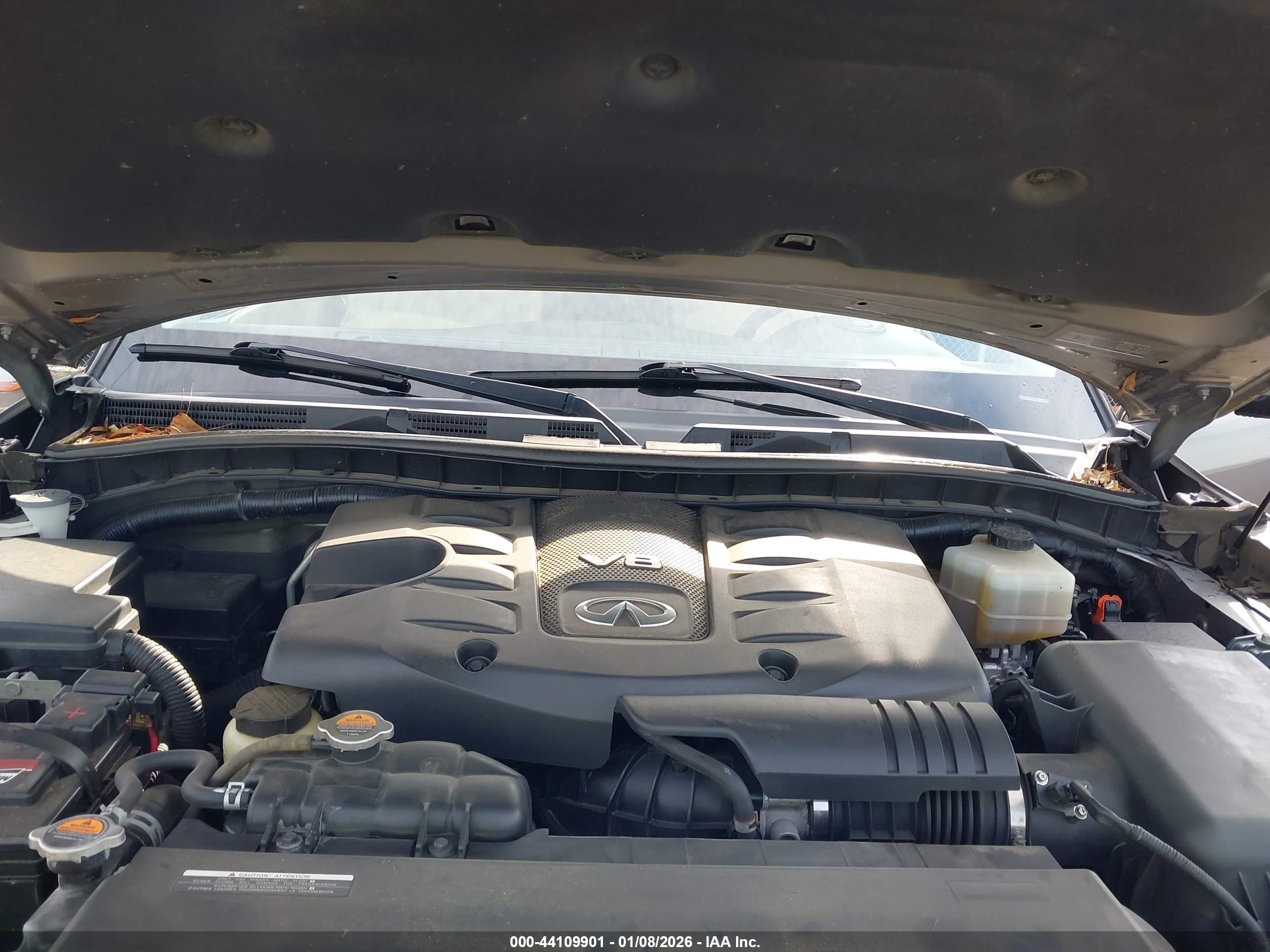 INFINITI QX80 image 10