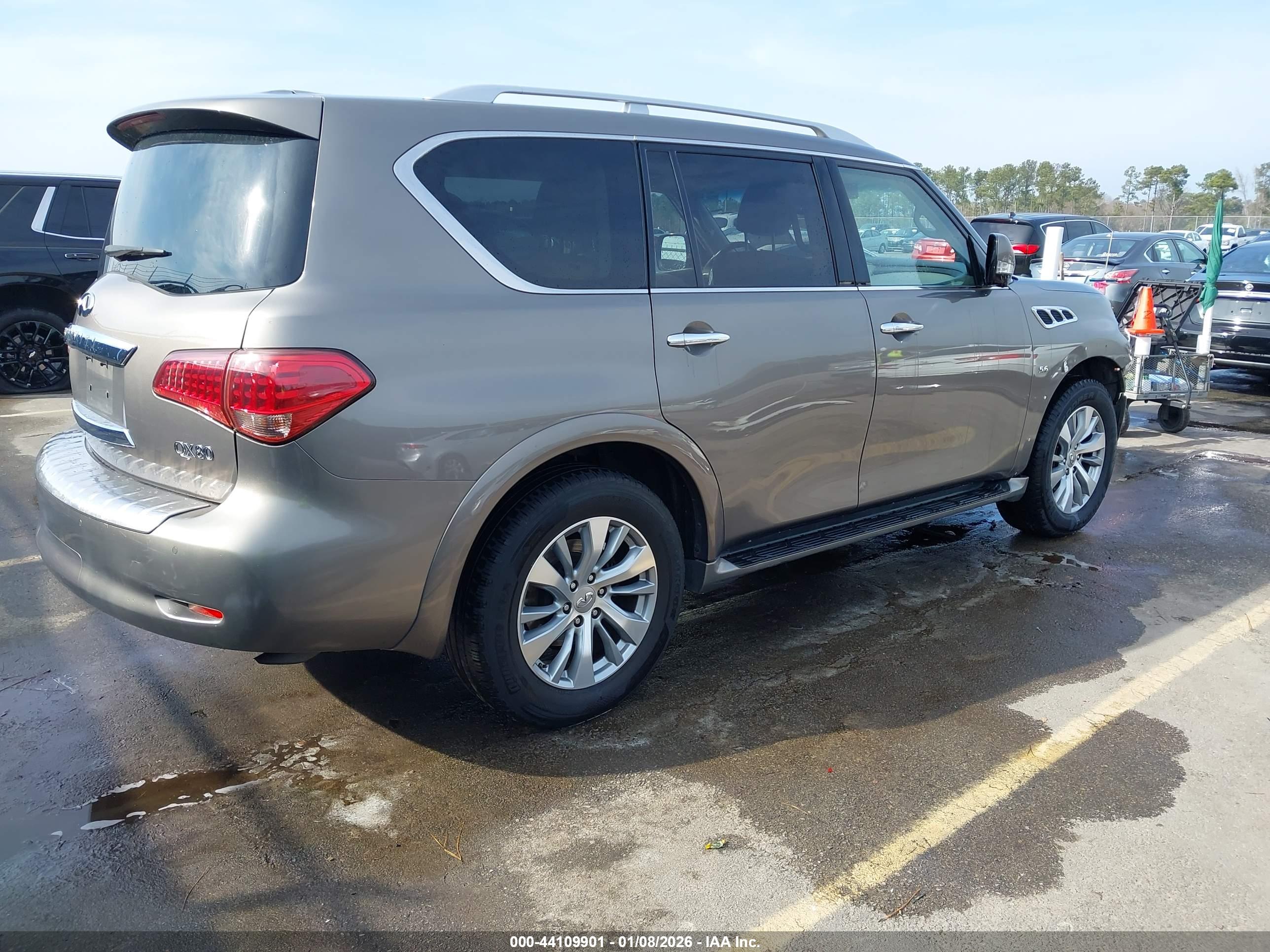 INFINITI QX80 image 4