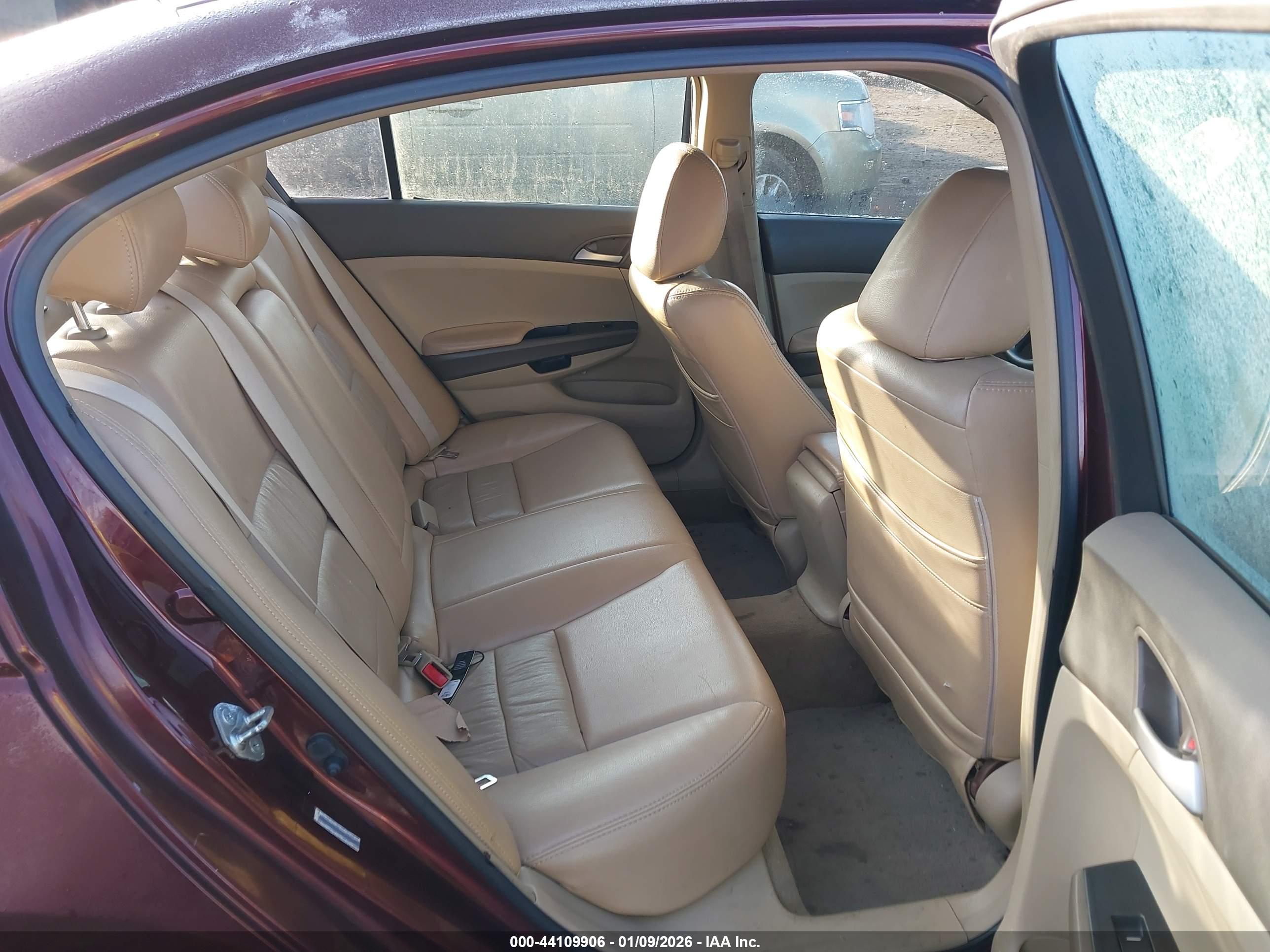 HONDA ACCORD image 8