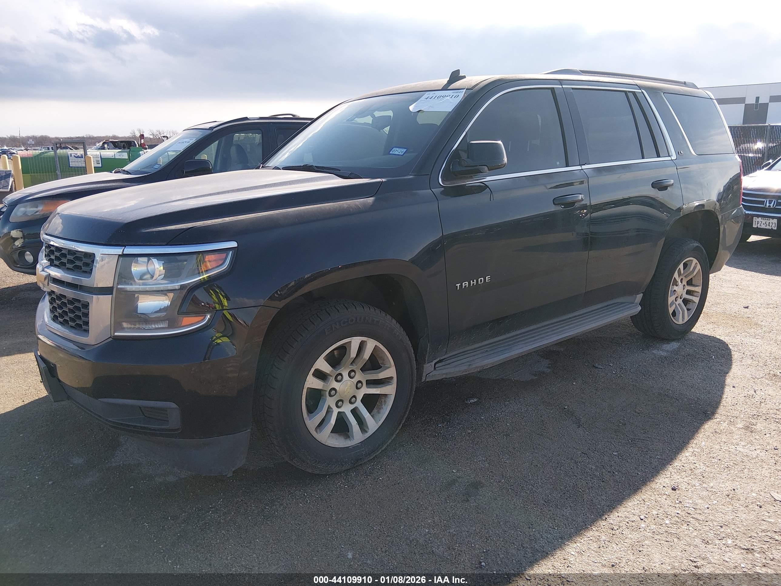 CHEVROLET TAHOE image 2
