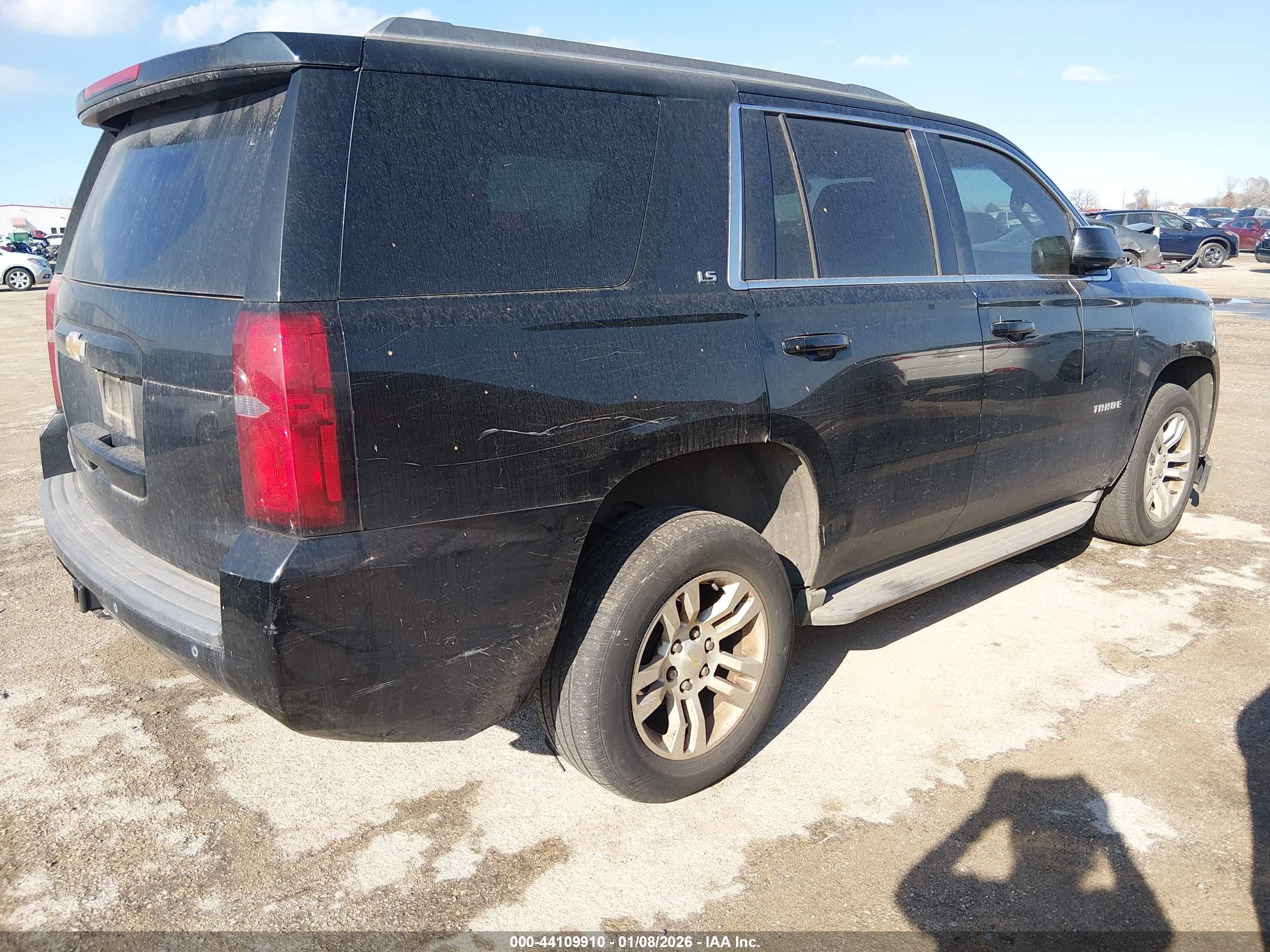 CHEVROLET TAHOE image 4