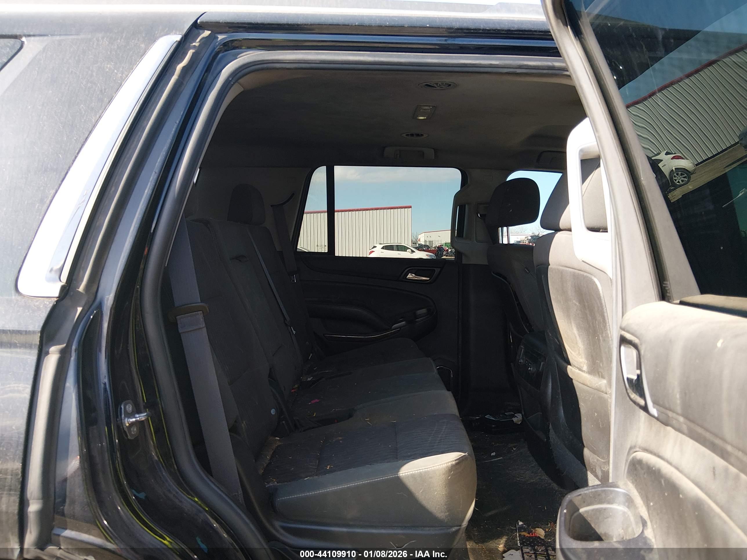 CHEVROLET TAHOE image 8