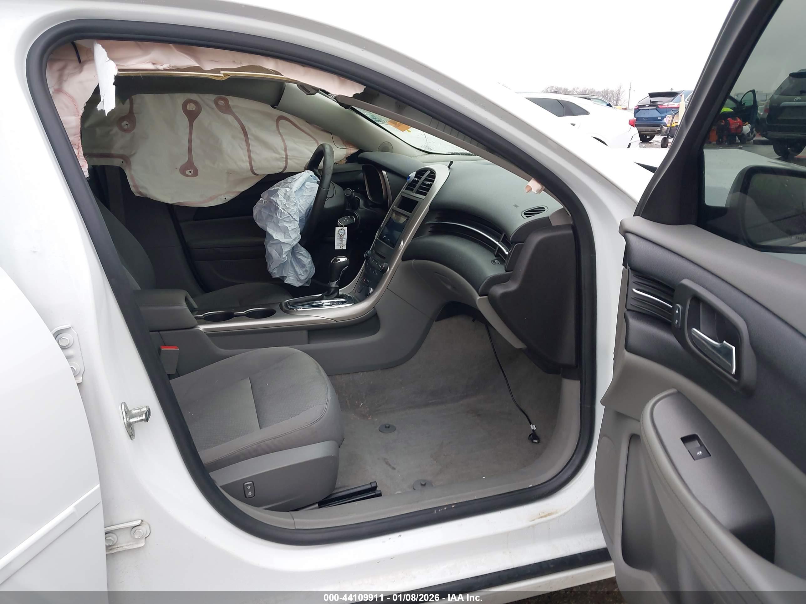 CHEVROLET MALIBU image 5