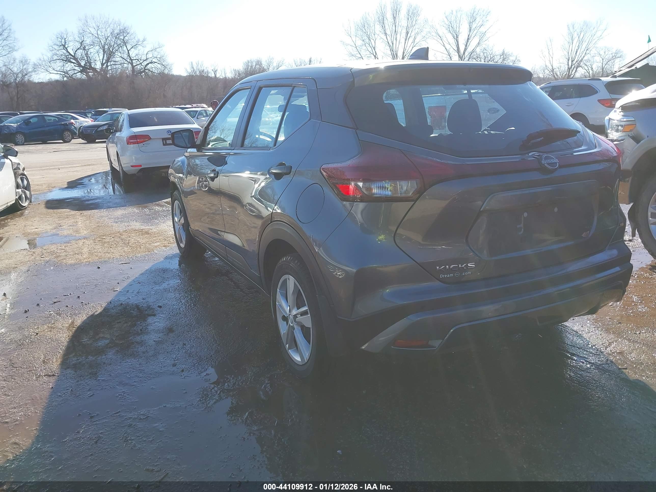 NISSAN KICKS image 3
